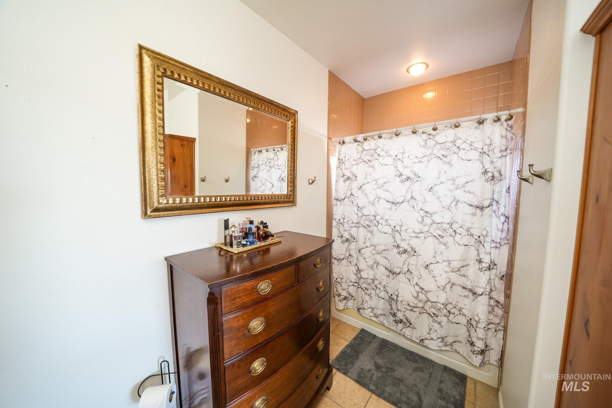 194 Golden Acres Drive, Grangeville, Idaho 83530, 2 Bedrooms, 1 Bathroom, Residential For Sale, Price $559,000,MLS 98980749