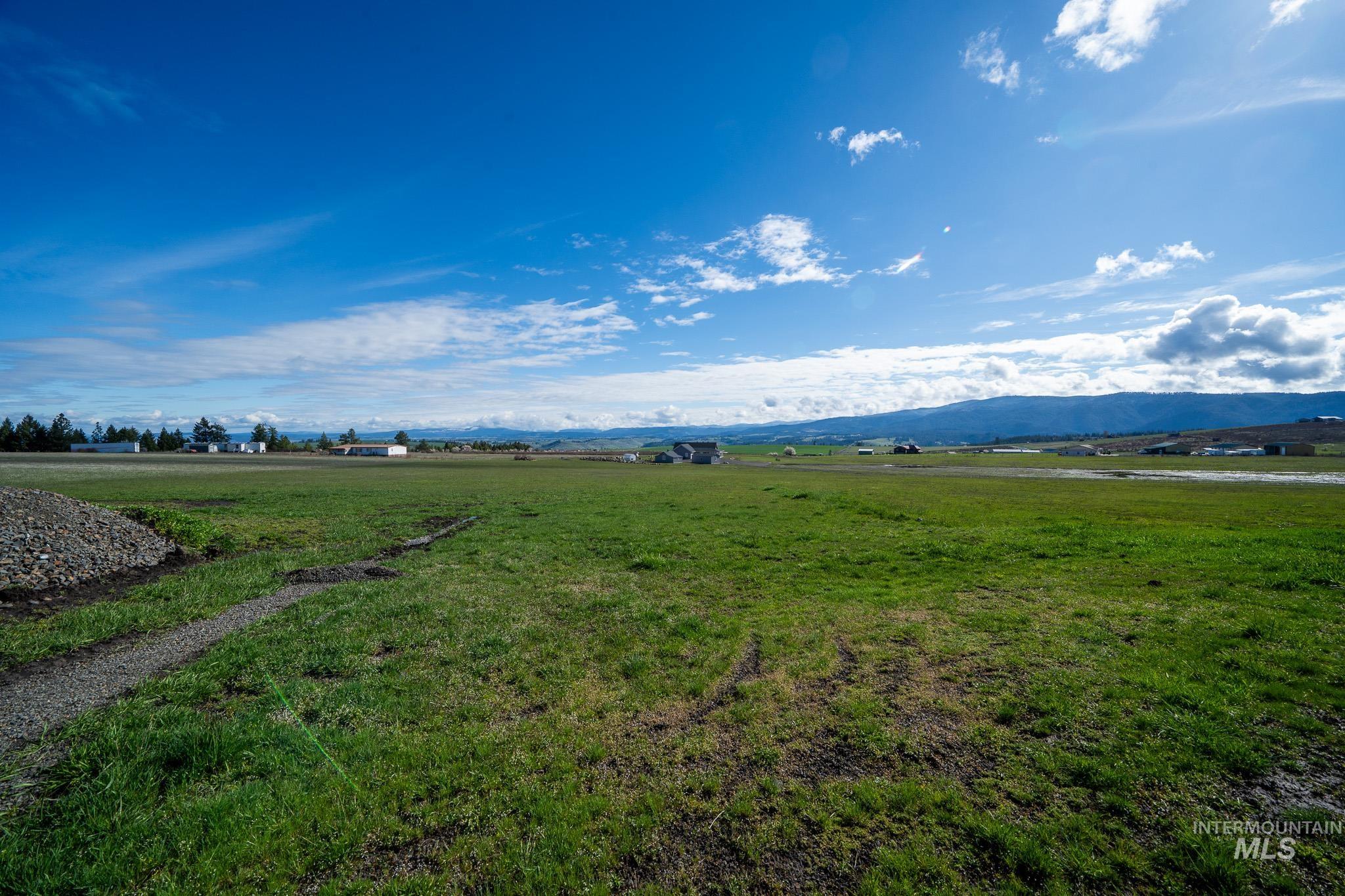 194 Golden Acres Drive, Grangeville, Idaho 83530, 2 Bedrooms, 1 Bathroom, Residential For Sale, Price $559,000,MLS 98980749