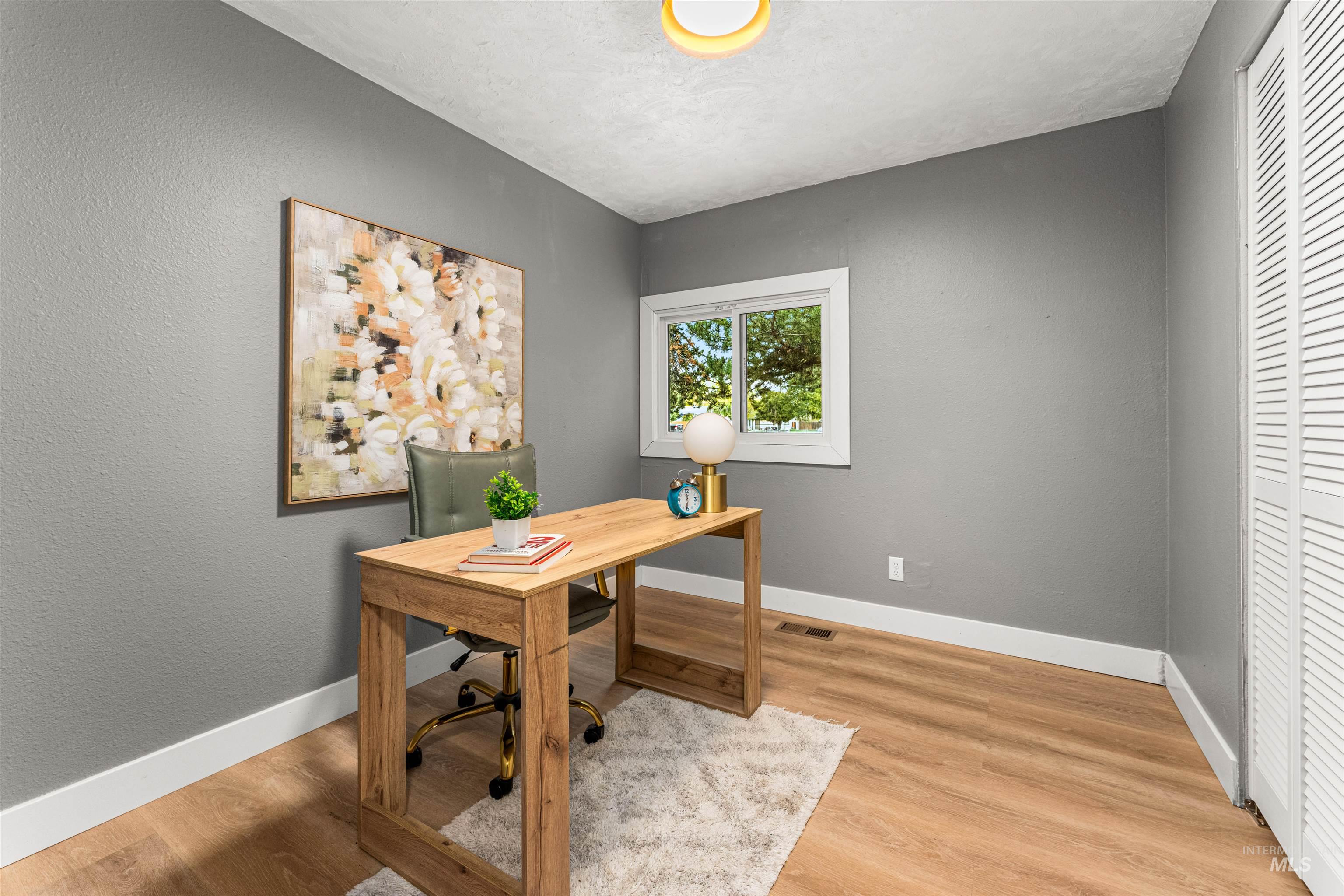 2171 N Hampton Rd., Boise, Idaho 83704, 3 Bedrooms, 1 Bathroom, Residential For Sale, Price $424,900,MLS 98980752