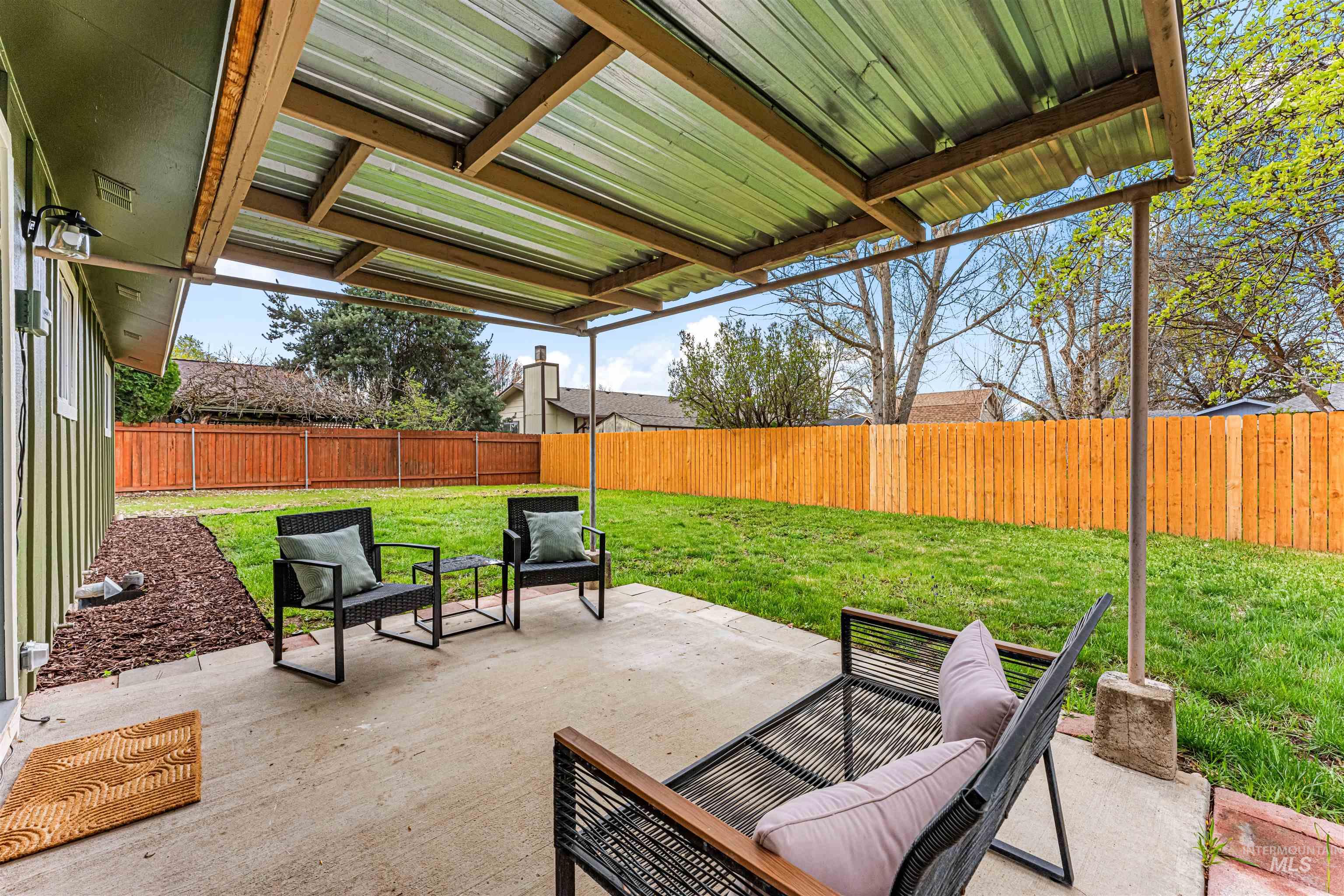 2171 N Hampton Rd., Boise, Idaho 83704, 3 Bedrooms, 1 Bathroom, Residential For Sale, Price $424,900,MLS 98980752