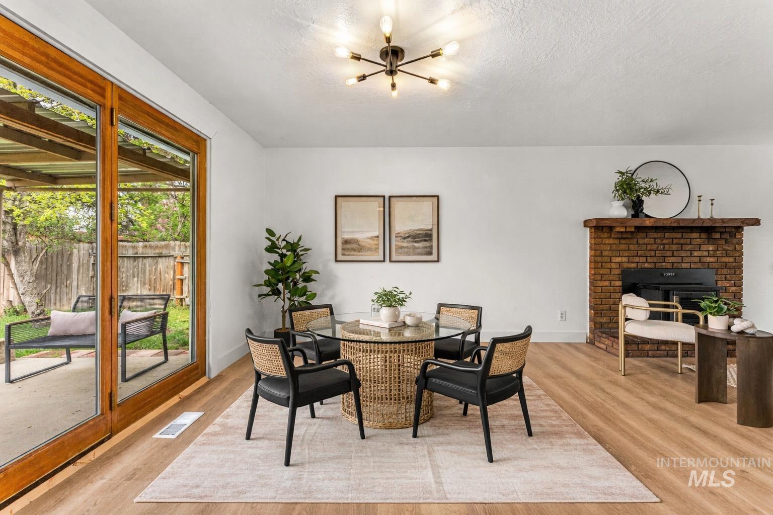 2171 N Hampton Rd., Boise, Idaho 83704, 3 Bedrooms, 1 Bathroom, Residential For Sale, Price $424,900,MLS 98980752