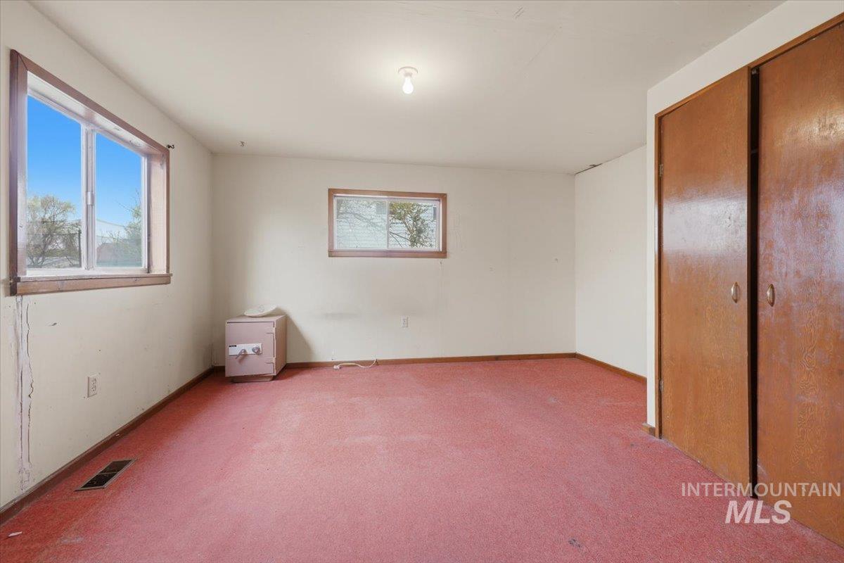 150 3rd Street, Grand View, Idaho 83624, 3 Bedrooms, 2 Bathrooms, Residential For Sale, Price $199,900,MLS 98980753