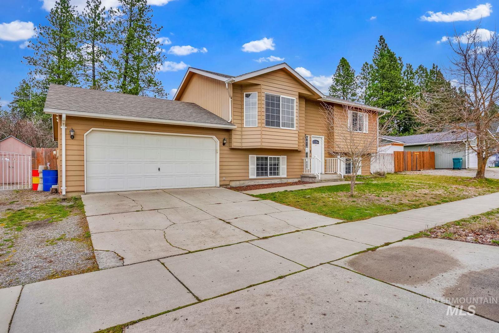 8561 W Nebraska Street, Rathdrum, Idaho 83858, 4 Bedrooms, 2 Bathrooms, Residential For Sale, Price $420,000,MLS 98980754