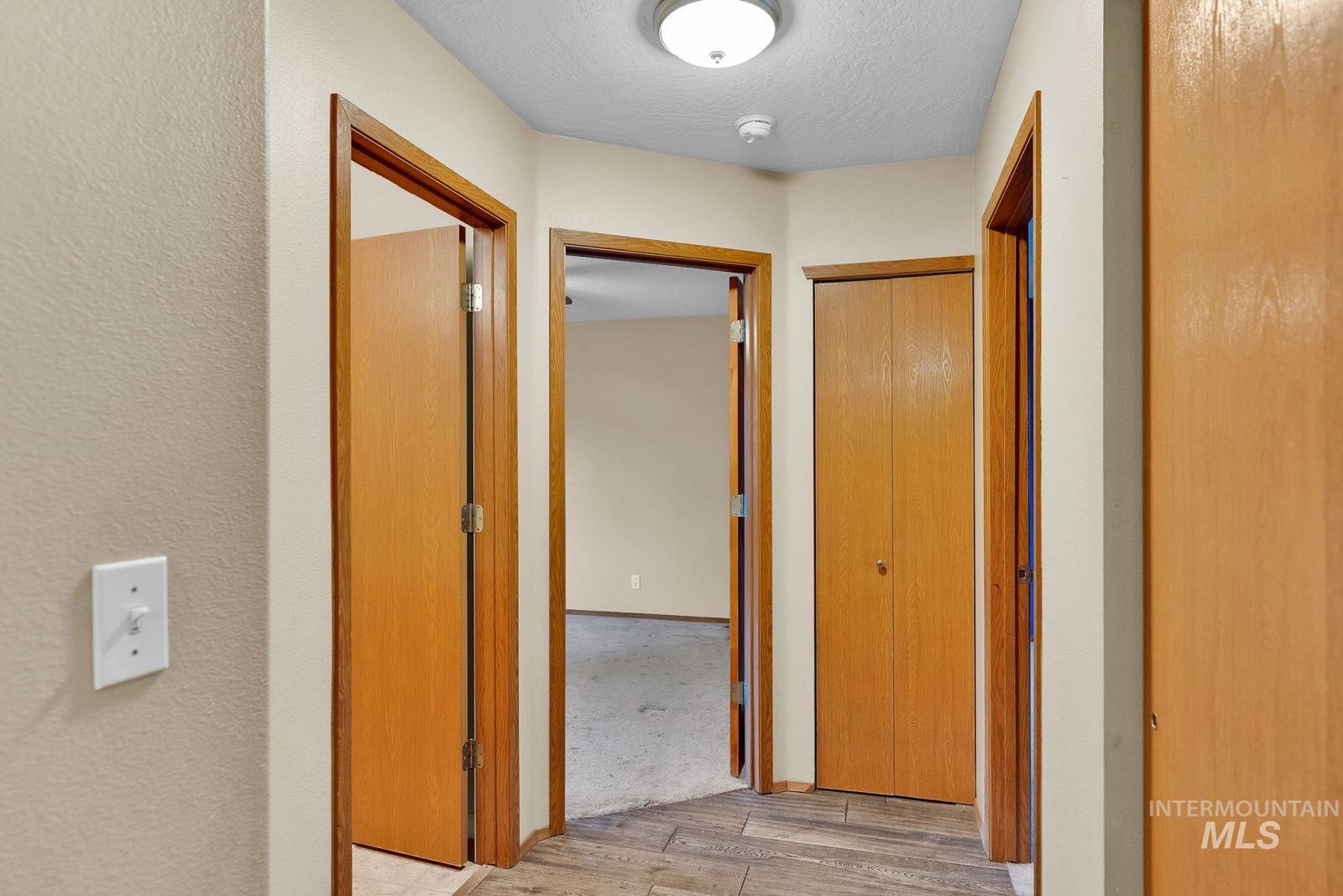 8561 W Nebraska Street, Rathdrum, Idaho 83858, 4 Bedrooms, 2 Bathrooms, Residential For Sale, Price $420,000,MLS 98980754