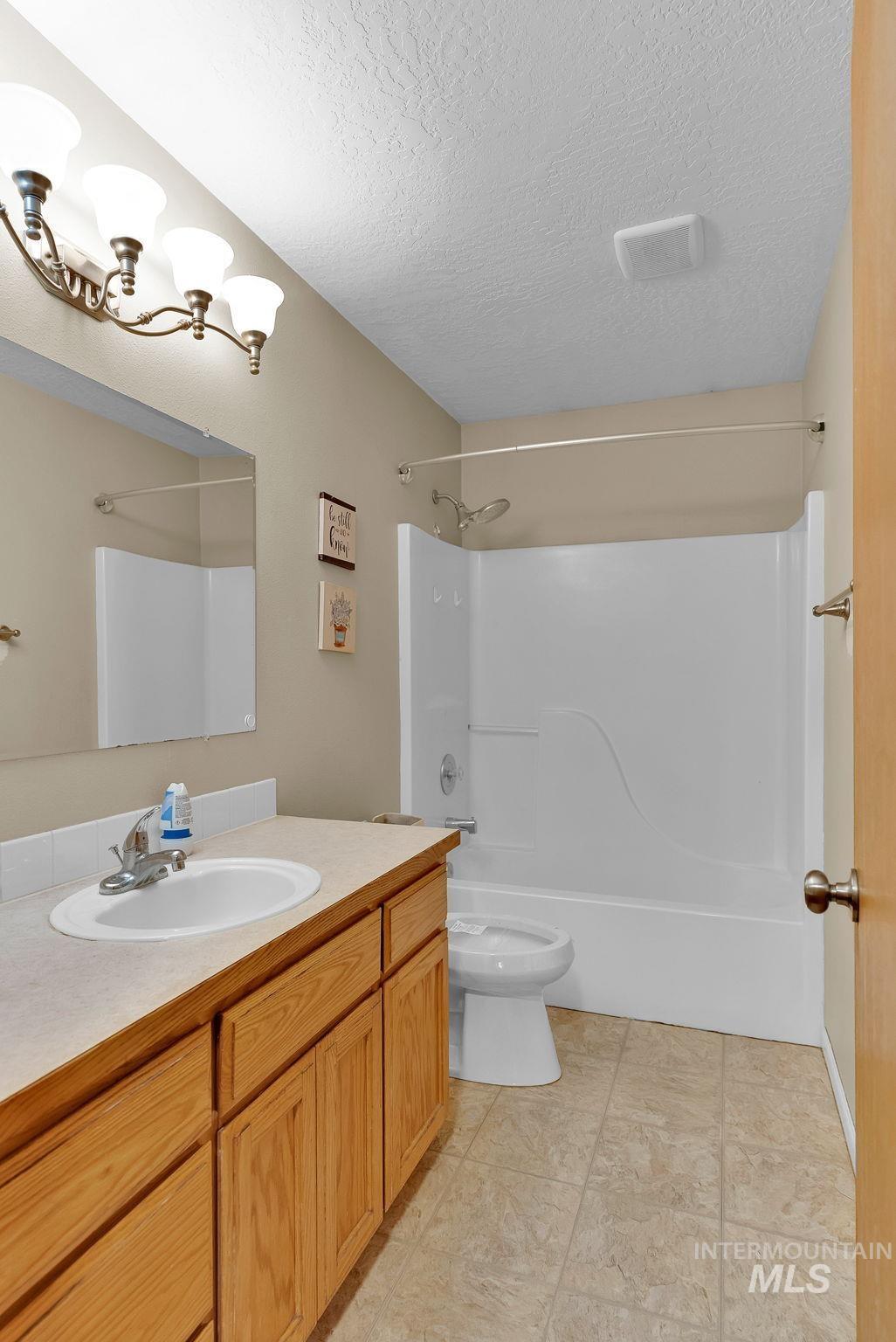 8561 W Nebraska Street, Rathdrum, Idaho 83858, 4 Bedrooms, 2 Bathrooms, Residential For Sale, Price $420,000,MLS 98980754