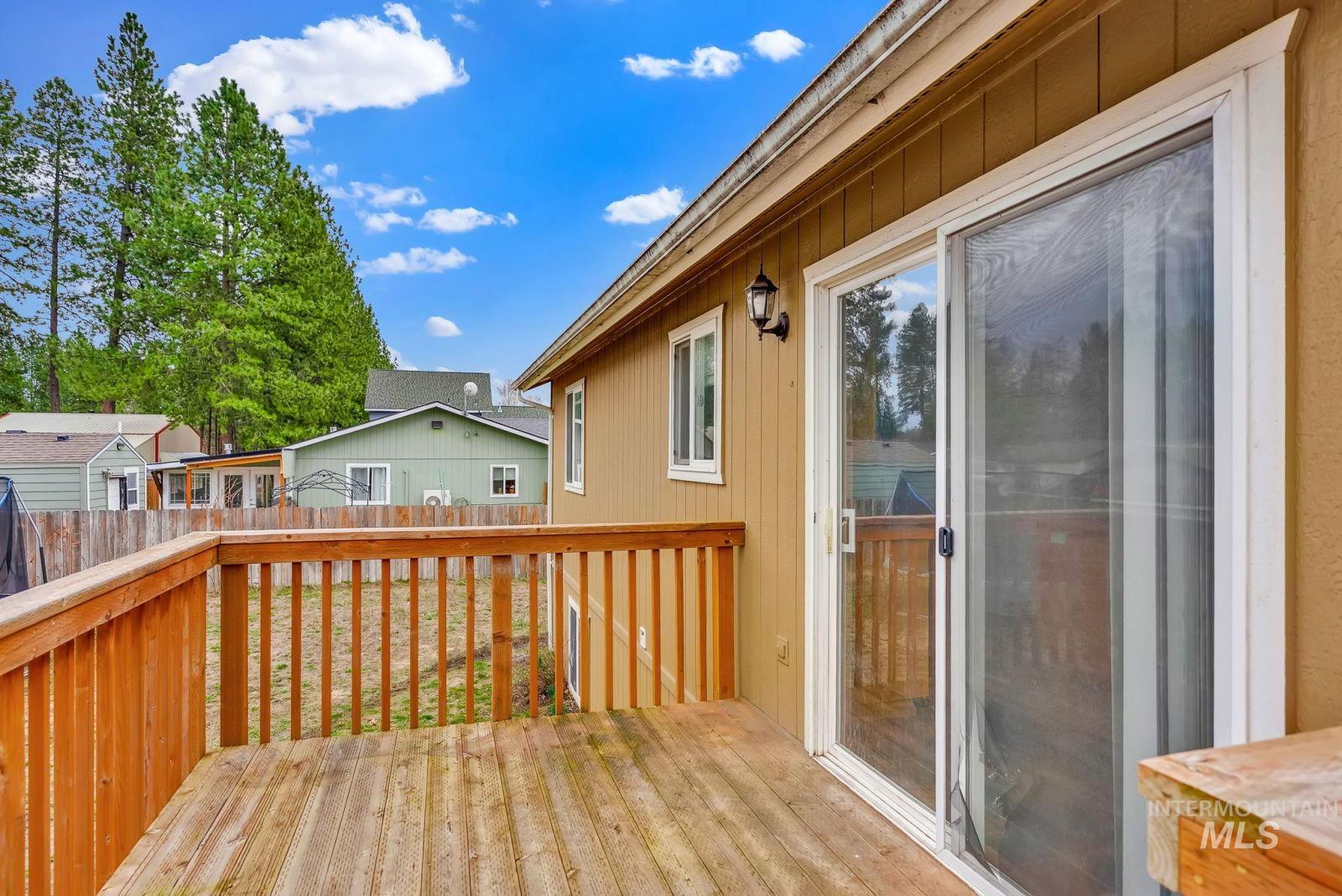 8561 W Nebraska Street, Rathdrum, Idaho 83858, 4 Bedrooms, 2 Bathrooms, Residential For Sale, Price $420,000,MLS 98980754