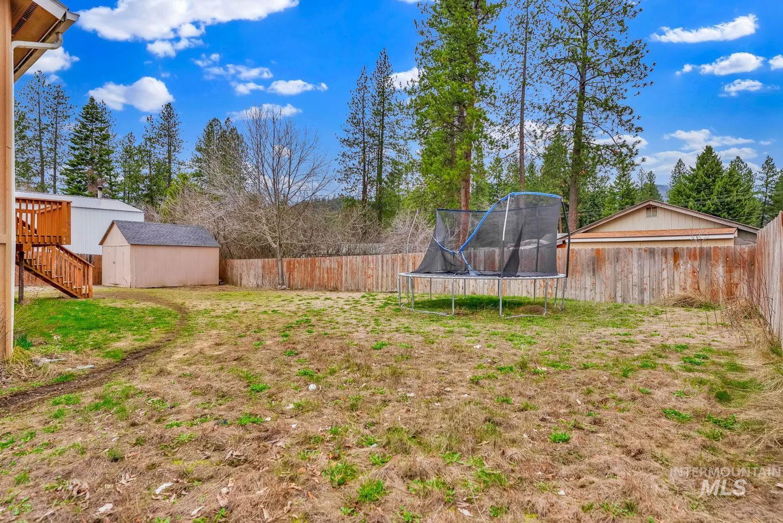 8561 W Nebraska Street, Rathdrum, Idaho 83858, 4 Bedrooms, 2 Bathrooms, Residential For Sale, Price $420,000,MLS 98980754