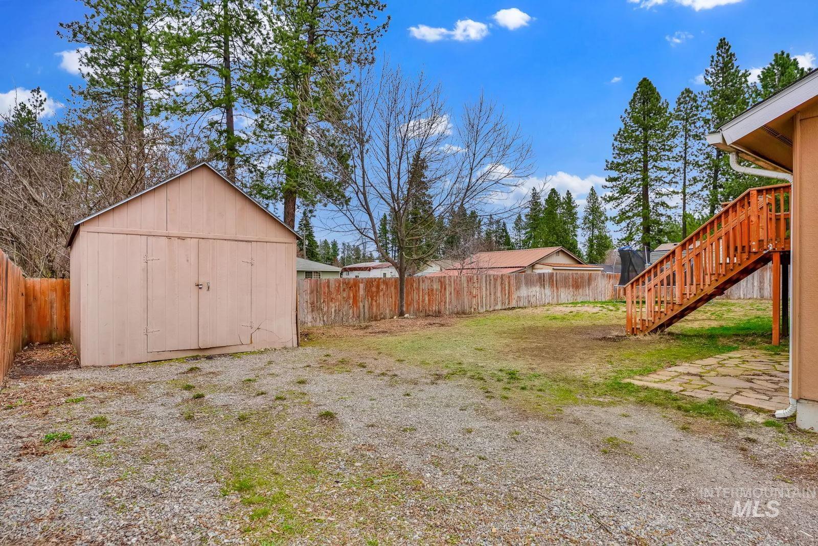 8561 W Nebraska Street, Rathdrum, Idaho 83858, 4 Bedrooms, 2 Bathrooms, Residential For Sale, Price $420,000,MLS 98980754