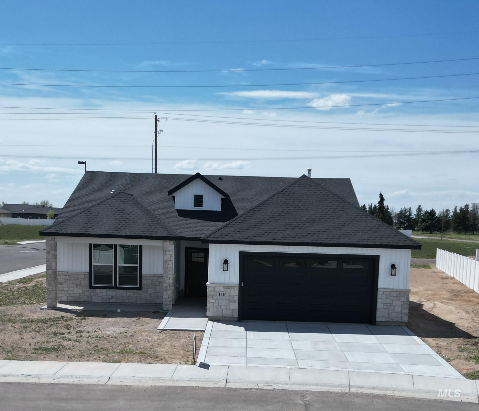 1419 Topaz, Rupert, Idaho 83350, 4 Bedrooms, 2 Bathrooms, Residential For Sale, Price $383,000, 98980755