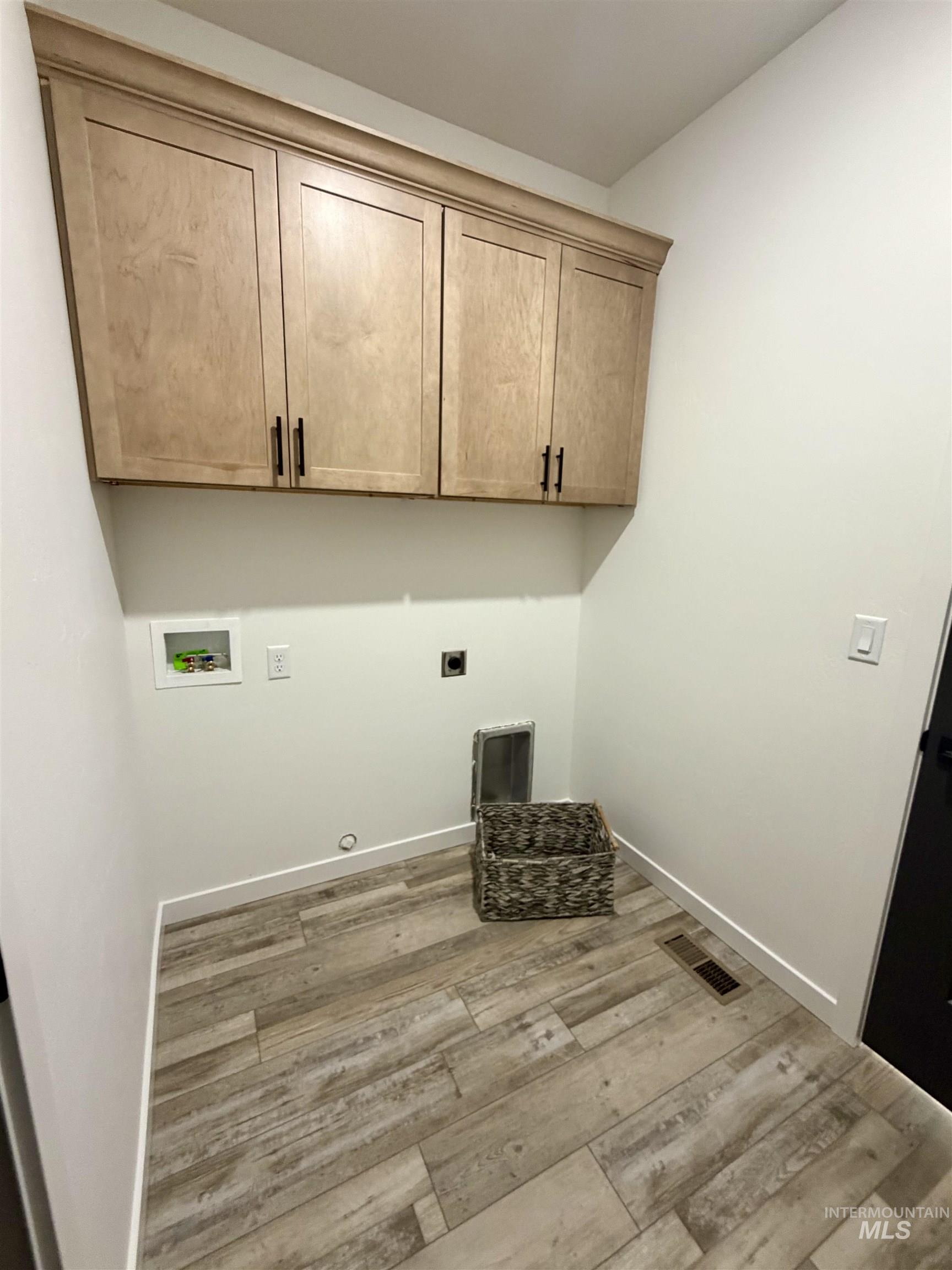 1419 Topaz, Rupert, Idaho 83350, 4 Bedrooms, 2 Bathrooms, Residential For Sale, Price $395,000,MLS 98980755