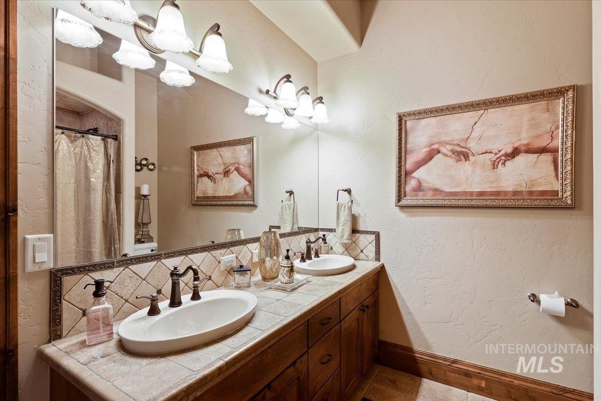 480 E Laguna Shore Lane, Eagle, Idaho 83616, 4 Bedrooms, 4.5 Bathrooms, Residential For Sale, Price $3,600,000, 98980757