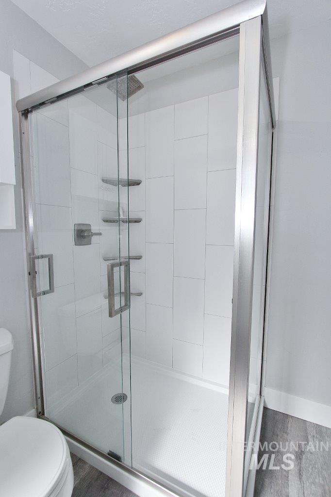 2206 N Galway Dr, Meridian, Idaho 83646-1620, 3 Bedrooms, 3 Bathrooms, Residential For Sale, Price $335,000,MLS 98980760