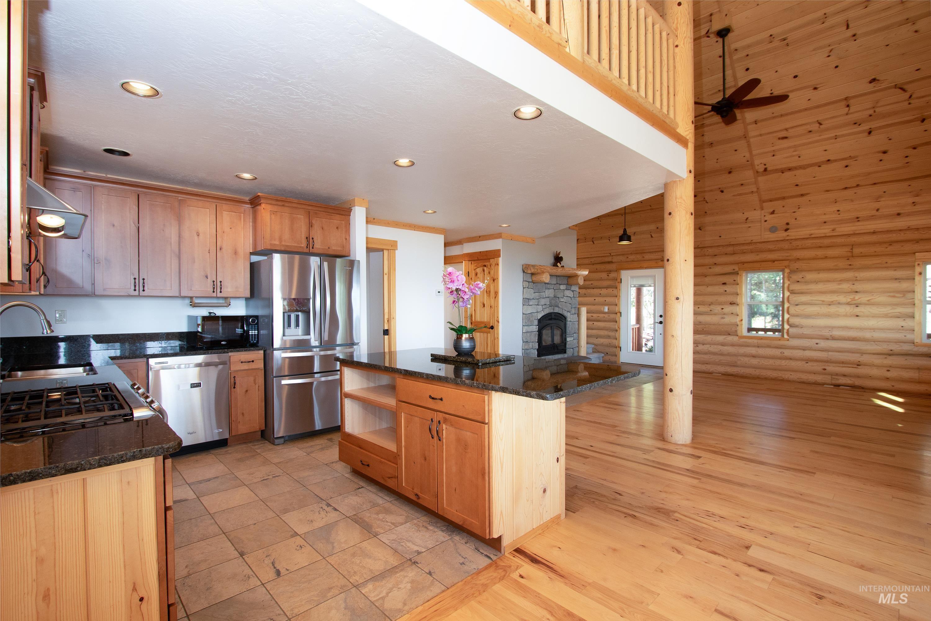 1539 West Mountain Rd, Donnelly, Idaho 83615, 3 Bedrooms, 2.5 Bathrooms, Residential For Sale, Price $1,350,000, 98980761