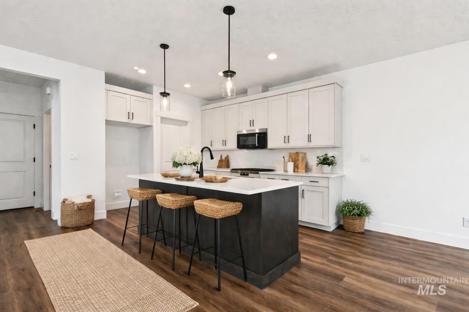 748 S Calhoun, Star, Idaho 83669, 3 Bedrooms, 2.5 Bathrooms, Residential For Sale, Price $459,880, 98980762