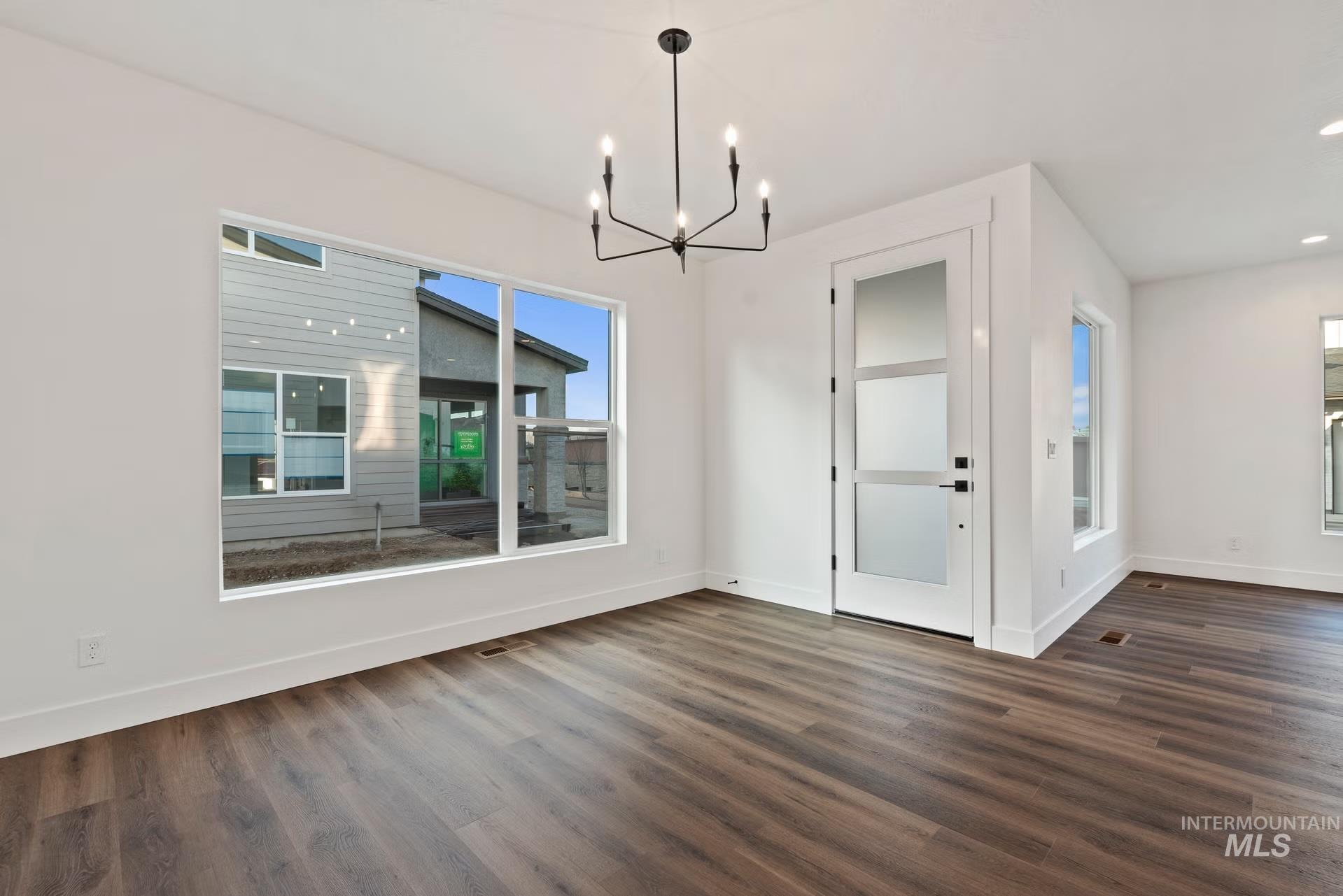 748 S Calhoun, Star, Idaho 83669, 3 Bedrooms, 2.5 Bathrooms, Residential For Sale, Price $459,880, 98980762