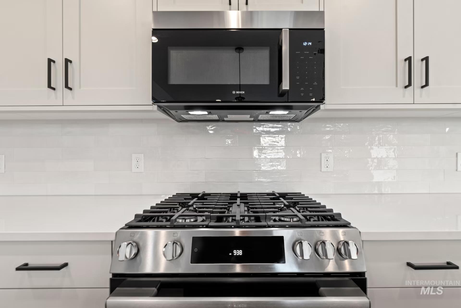 748 S Calhoun, Star, Idaho 83669, 3 Bedrooms, 2.5 Bathrooms, Residential For Sale, Price $459,880, 98980762