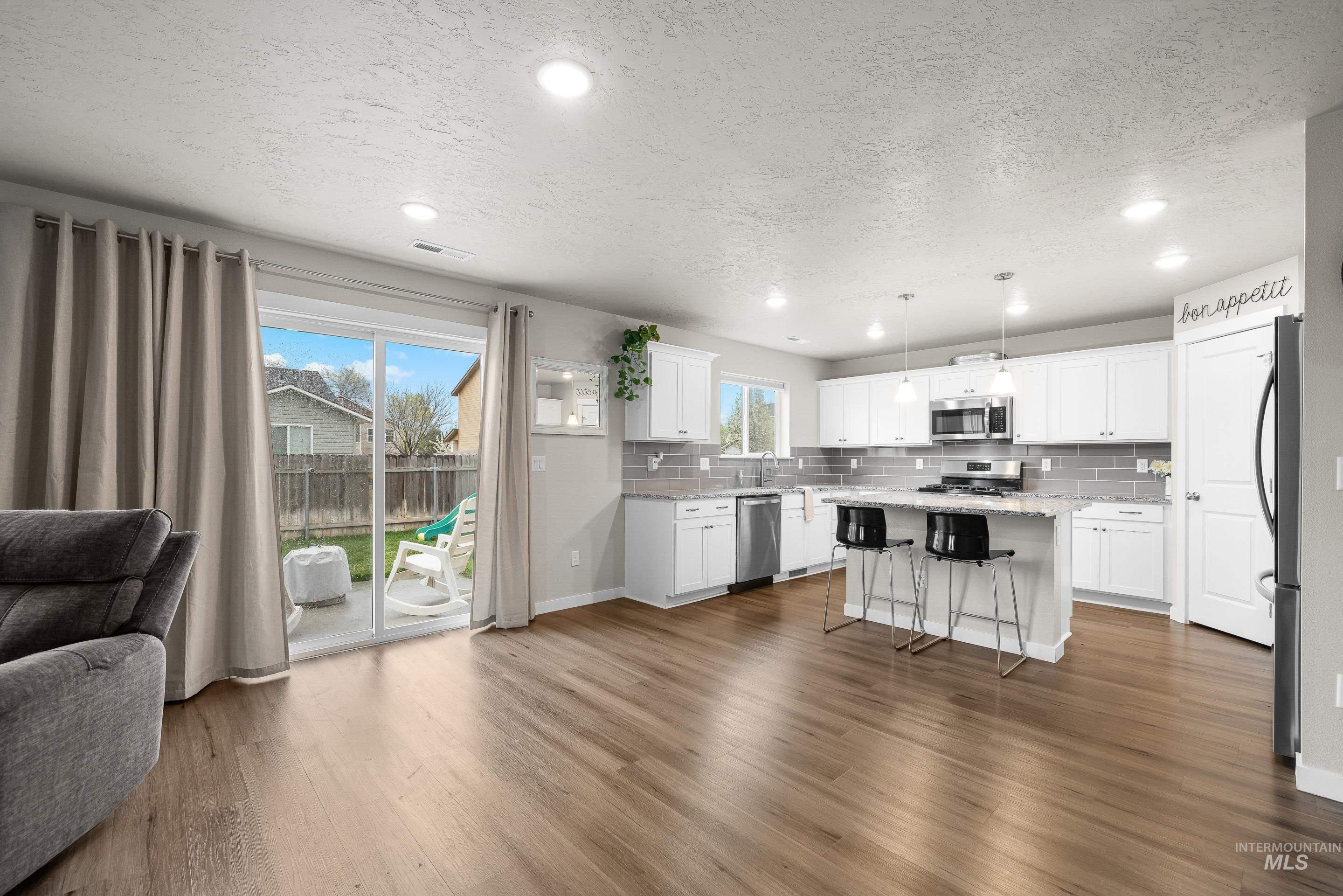 141 SW Crimson, Mountain Home, Idaho 83647, 4 Bedrooms, 3 Bathrooms, Residential For Sale, Price $450,000,MLS 98980763