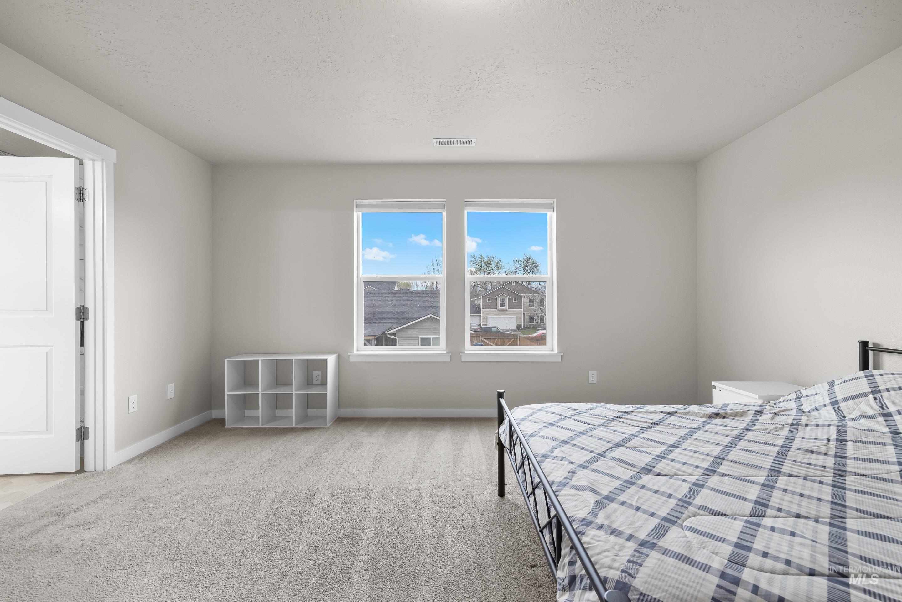 141 SW Crimson, Mountain Home, Idaho 83647, 4 Bedrooms, 3 Bathrooms, Residential For Sale, Price $450,000,MLS 98980763