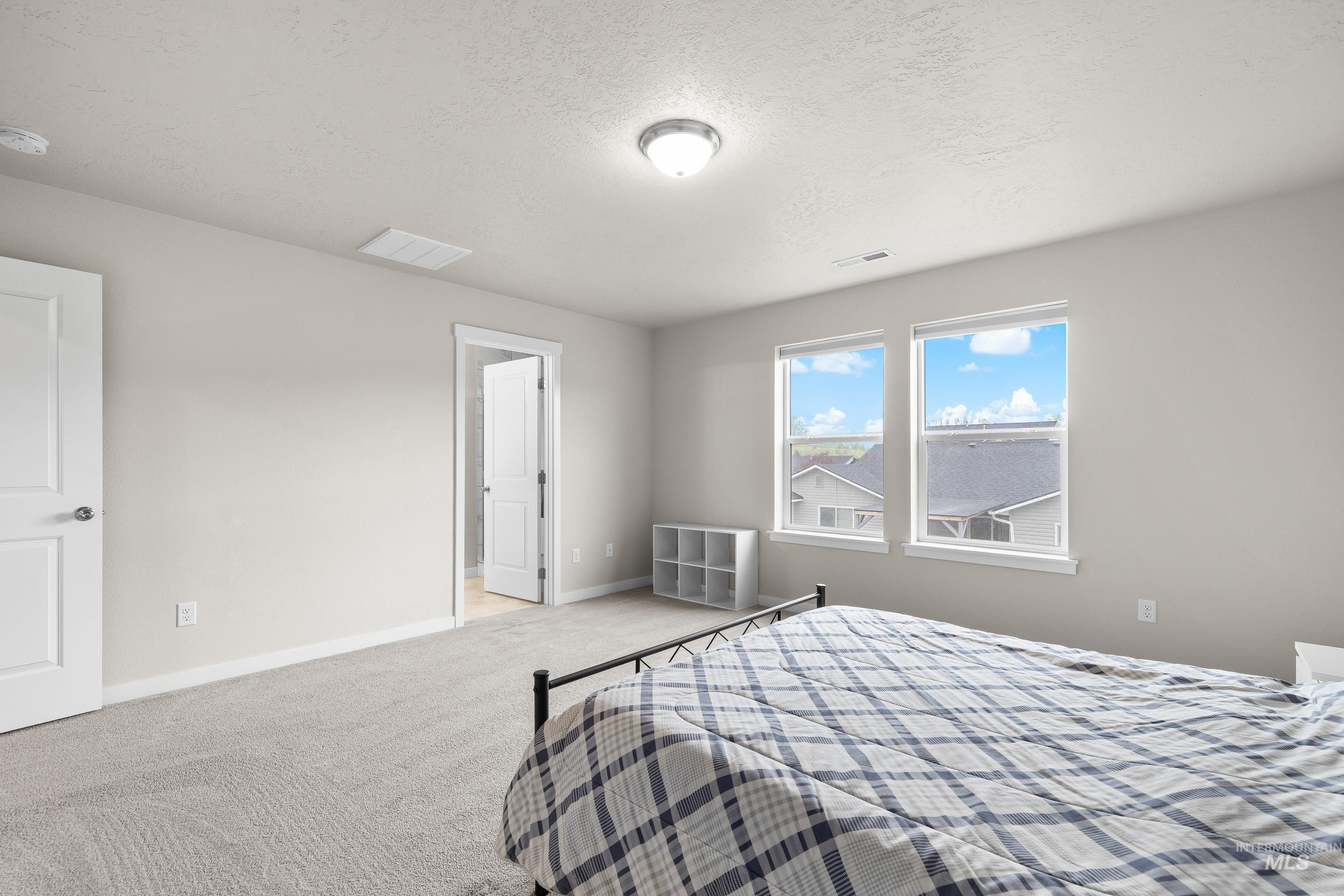 141 SW Crimson, Mountain Home, Idaho 83647, 4 Bedrooms, 3 Bathrooms, Residential For Sale, Price $450,000,MLS 98980763