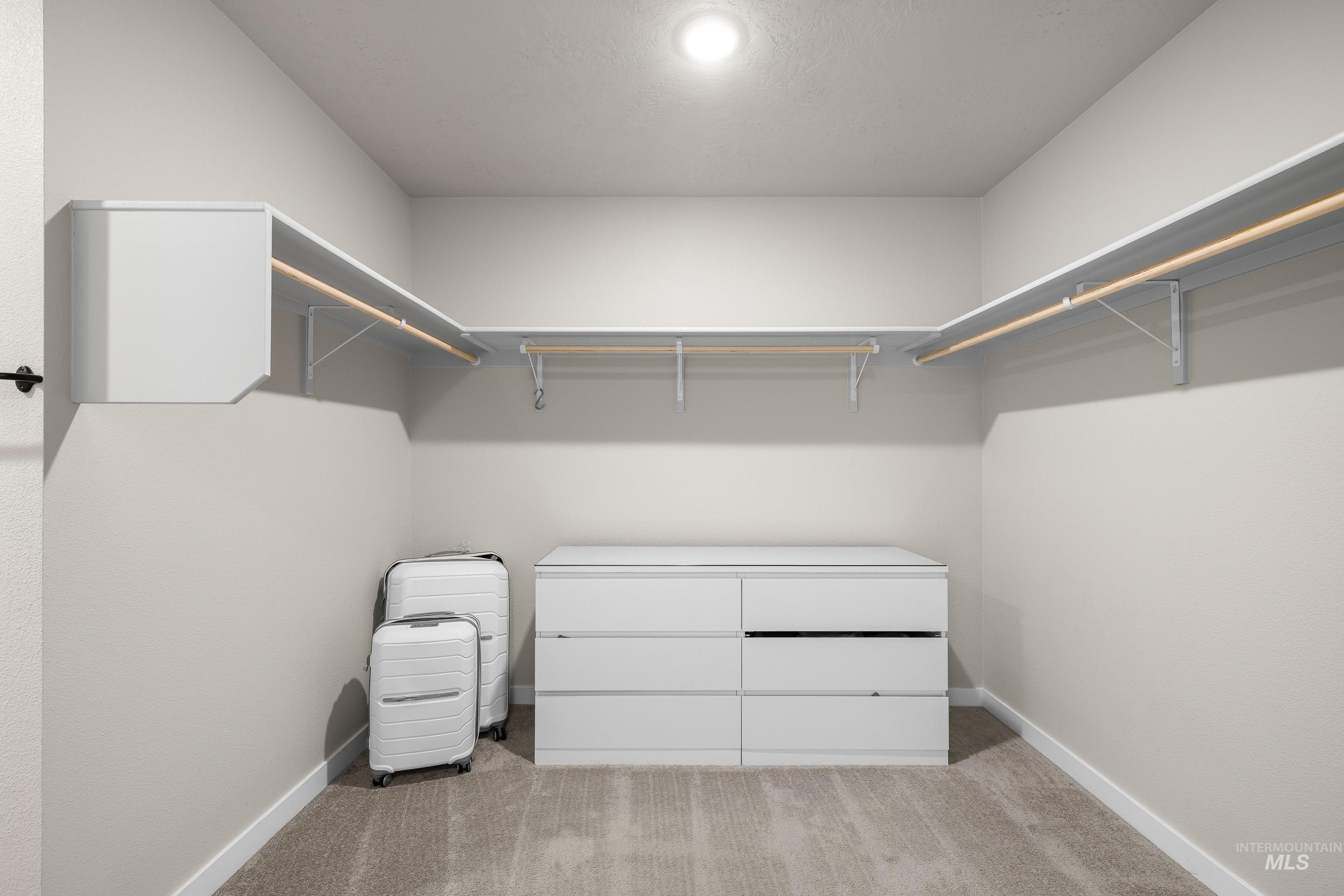 141 SW Crimson, Mountain Home, Idaho 83647, 4 Bedrooms, 3 Bathrooms, Residential For Sale, Price $450,000,MLS 98980763