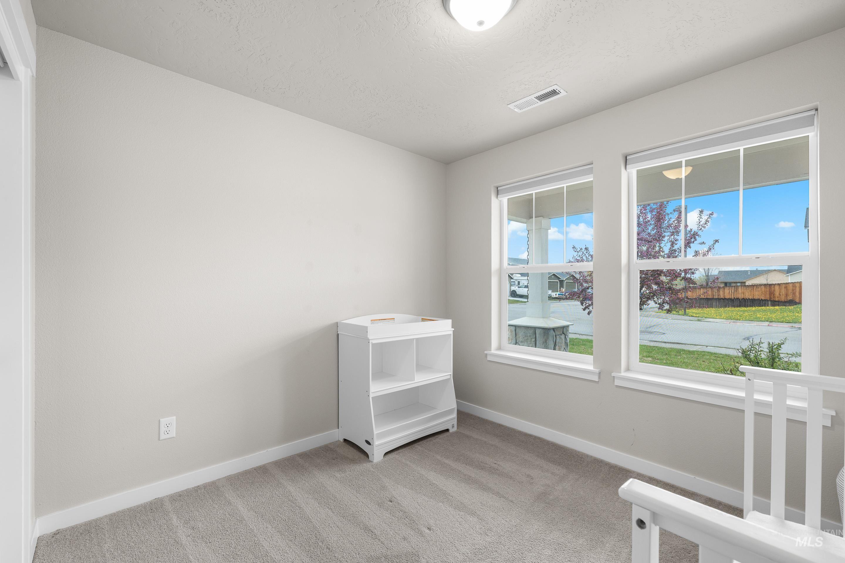 141 SW Crimson, Mountain Home, Idaho 83647, 4 Bedrooms, 3 Bathrooms, Residential For Sale, Price $450,000,MLS 98980763