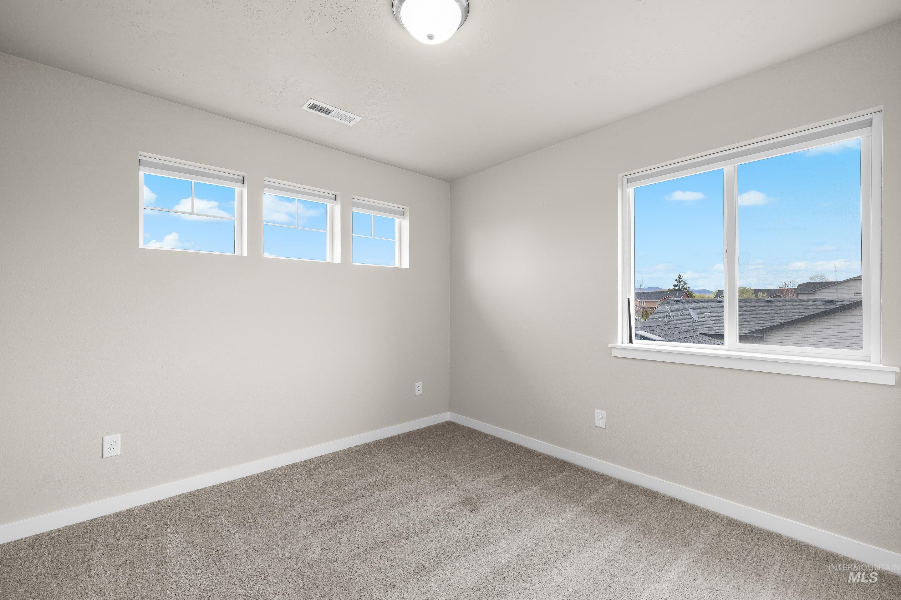 141 SW Crimson, Mountain Home, Idaho 83647, 4 Bedrooms, 3 Bathrooms, Residential For Sale, Price $450,000,MLS 98980763