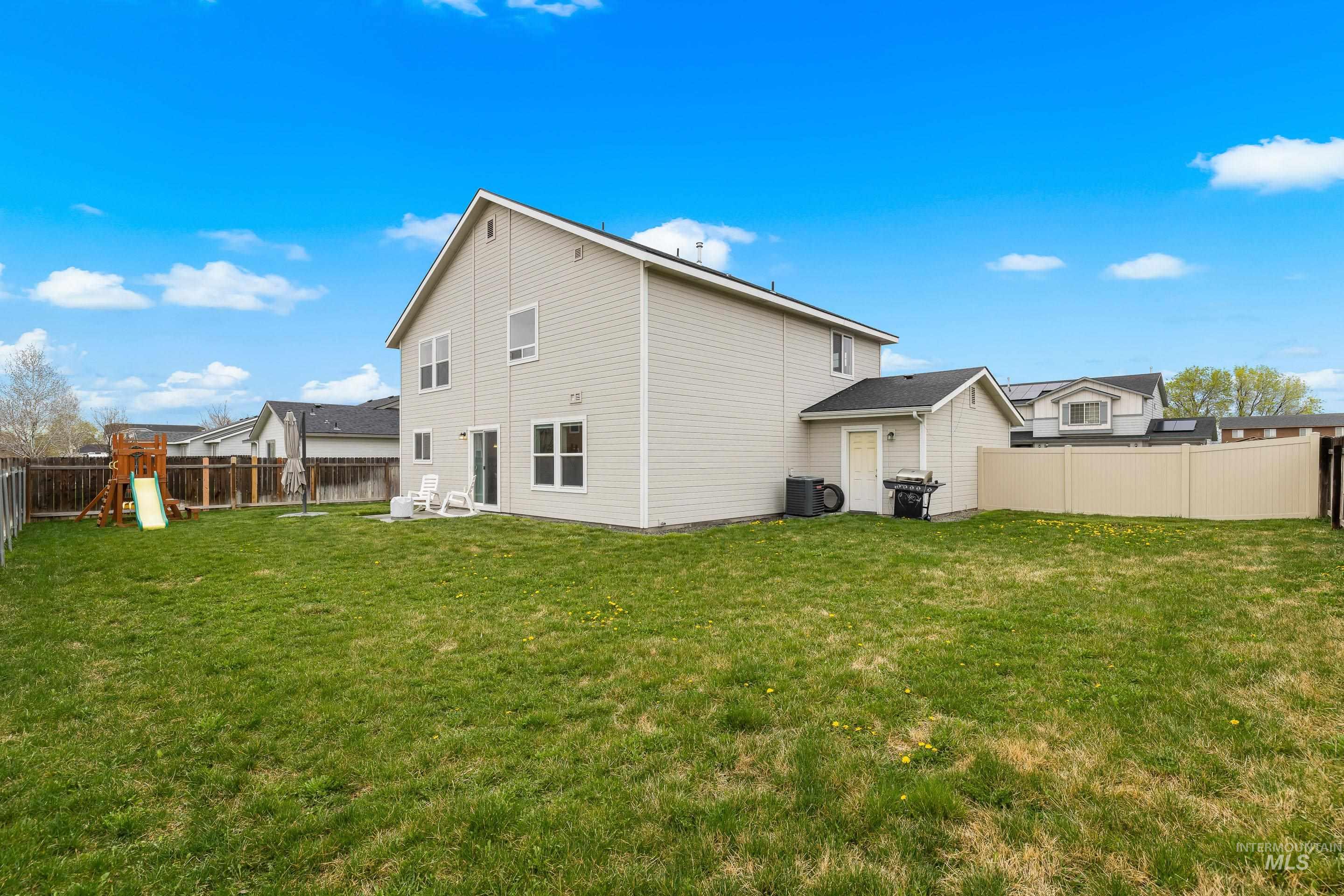 141 SW Crimson, Mountain Home, Idaho 83647, 4 Bedrooms, 3 Bathrooms, Residential For Sale, Price $450,000,MLS 98980763