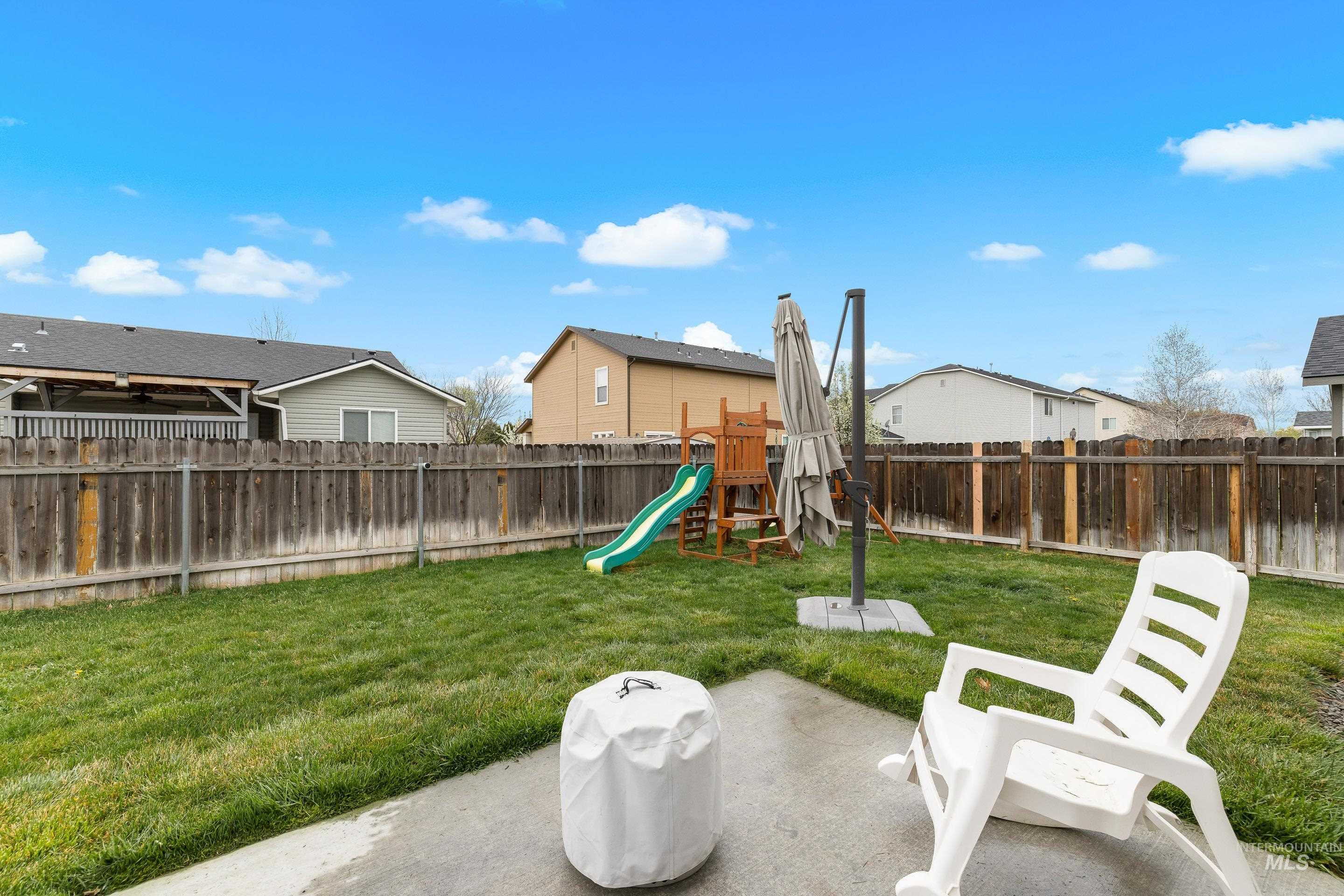 141 SW Crimson, Mountain Home, Idaho 83647, 4 Bedrooms, 3 Bathrooms, Residential For Sale, Price $450,000,MLS 98980763