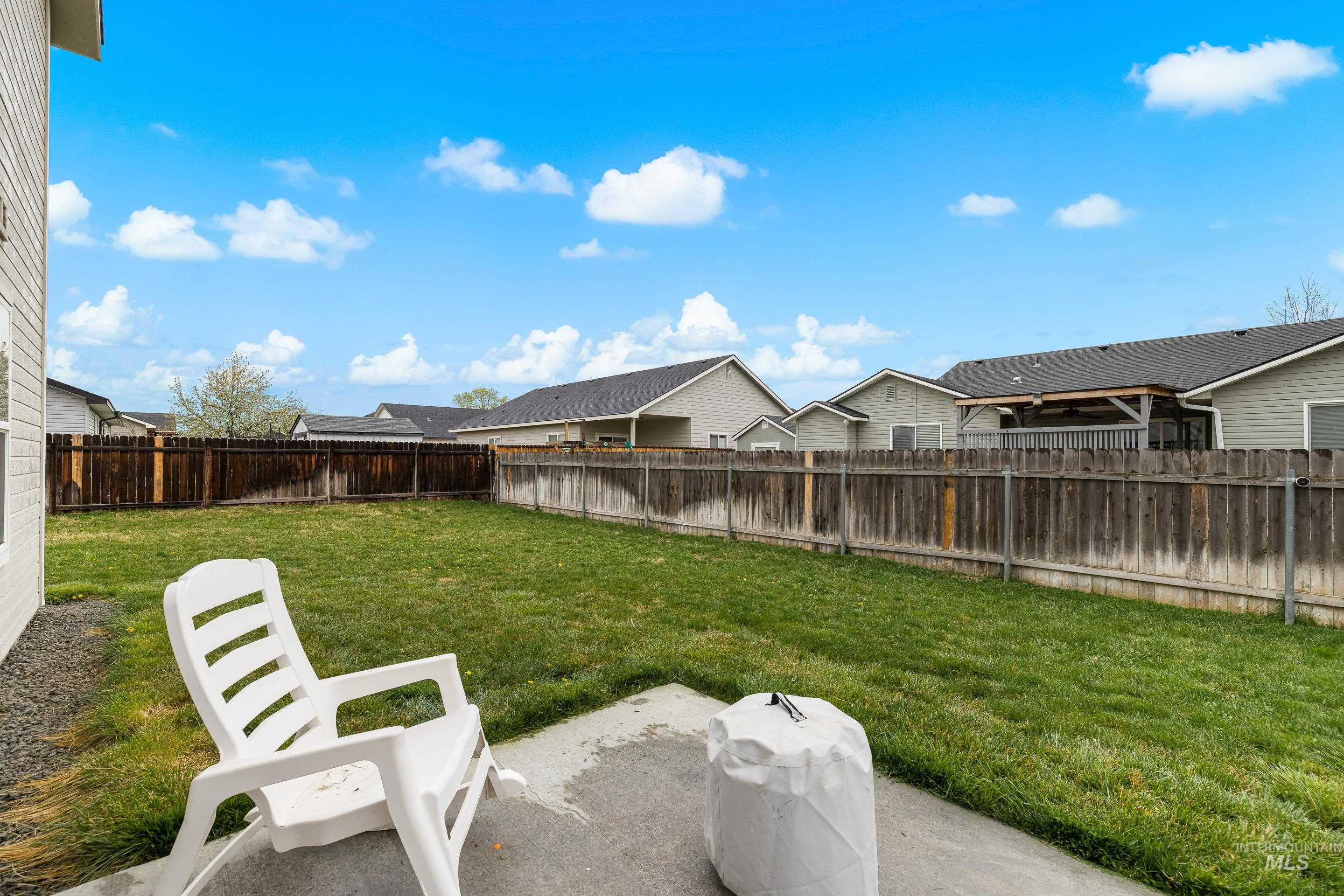 141 SW Crimson, Mountain Home, Idaho 83647, 4 Bedrooms, 3 Bathrooms, Residential For Sale, Price $450,000,MLS 98980763