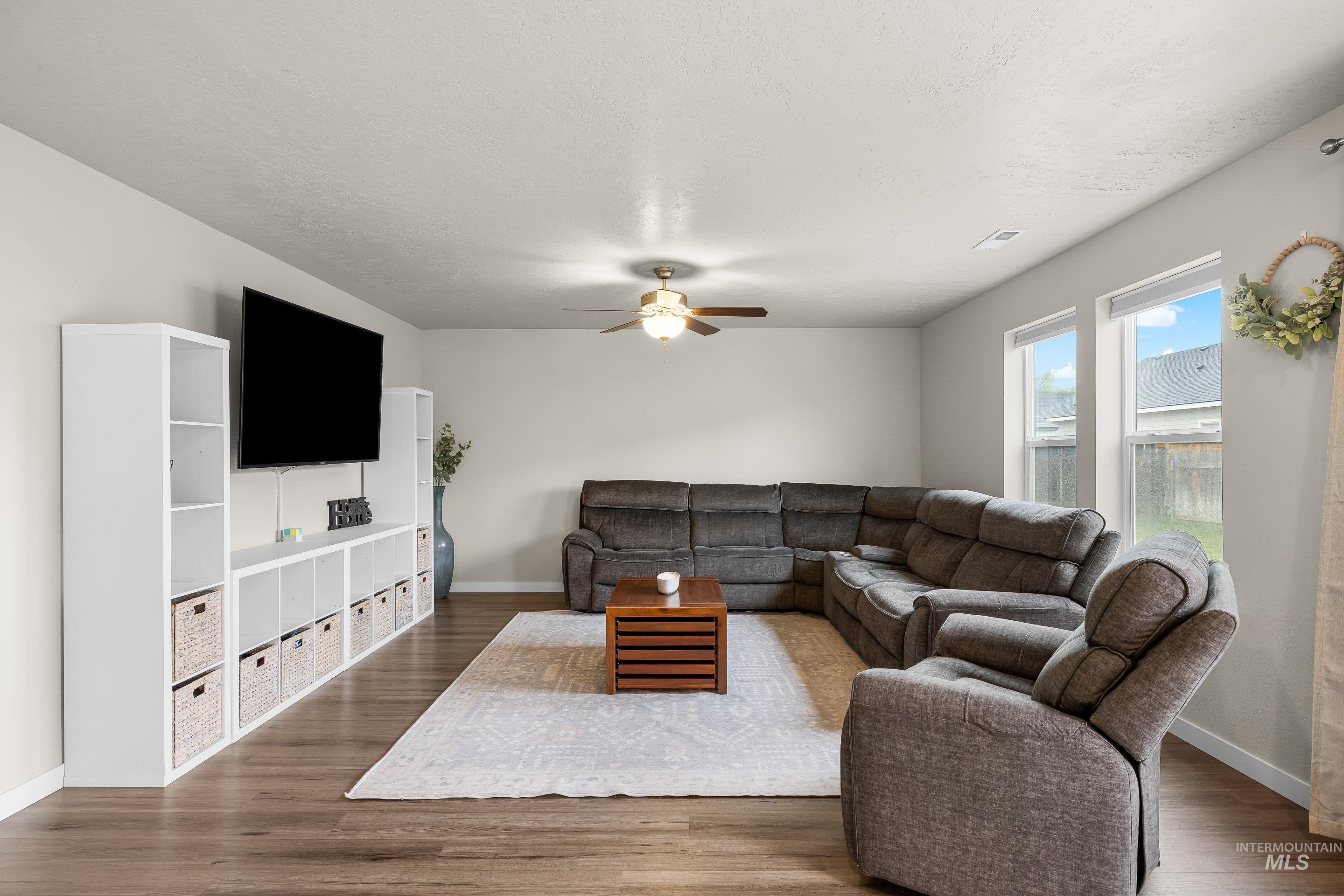 141 SW Crimson, Mountain Home, Idaho 83647, 4 Bedrooms, 3 Bathrooms, Residential For Sale, Price $450,000,MLS 98980763