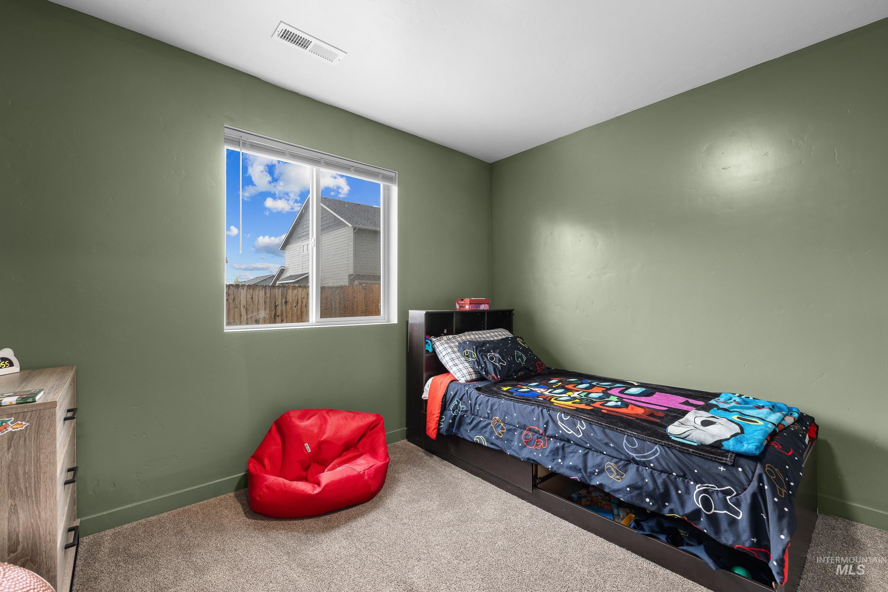 1655 SW Accipiter Pl, Mountain Home, Idaho 83647, 4 Bedrooms, 2 Bathrooms, Residential For Sale, Price $380,000,MLS 98980764