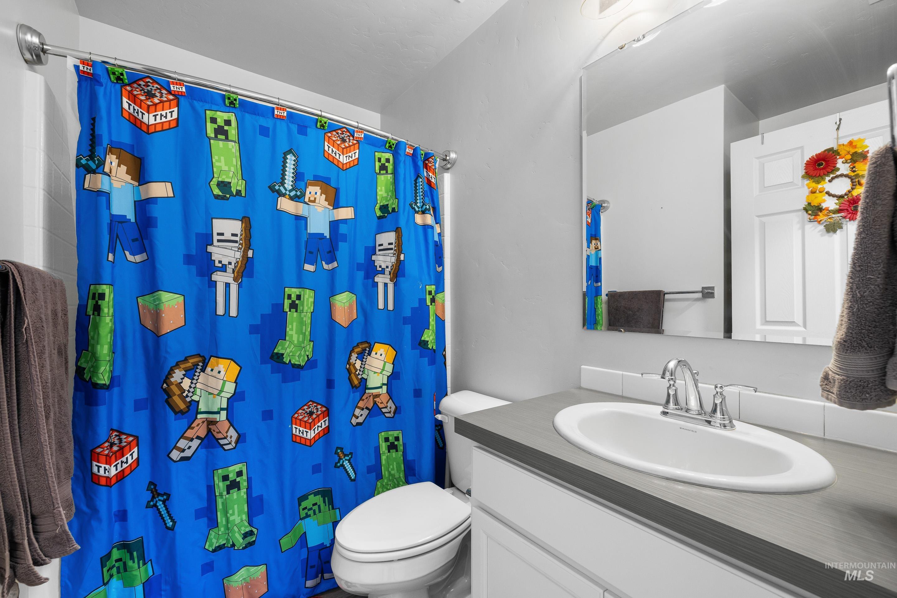 1655 SW Accipiter Pl, Mountain Home, Idaho 83647, 4 Bedrooms, 2 Bathrooms, Residential For Sale, Price $380,000,MLS 98980764