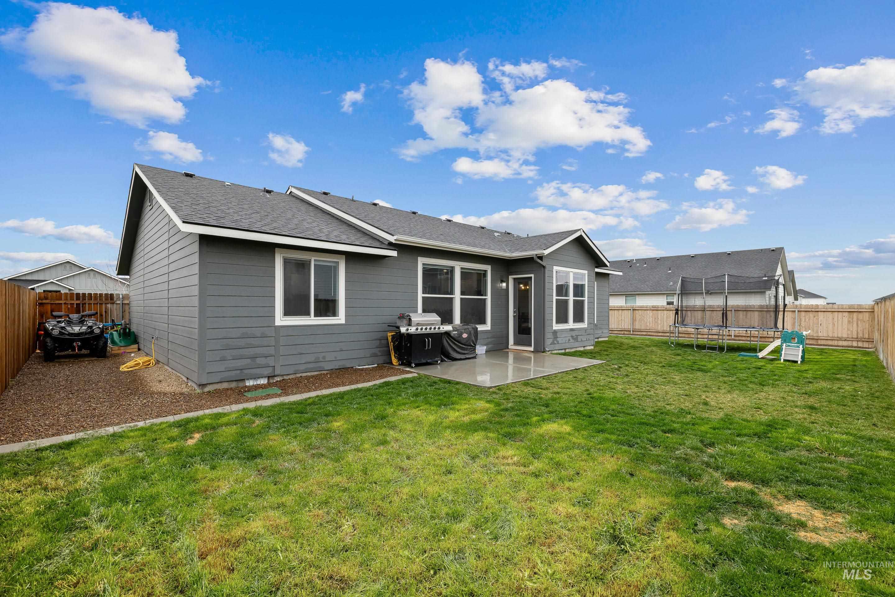 1655 SW Accipiter Pl, Mountain Home, Idaho 83647, 4 Bedrooms, 2 Bathrooms, Residential For Sale, Price $380,000,MLS 98980764