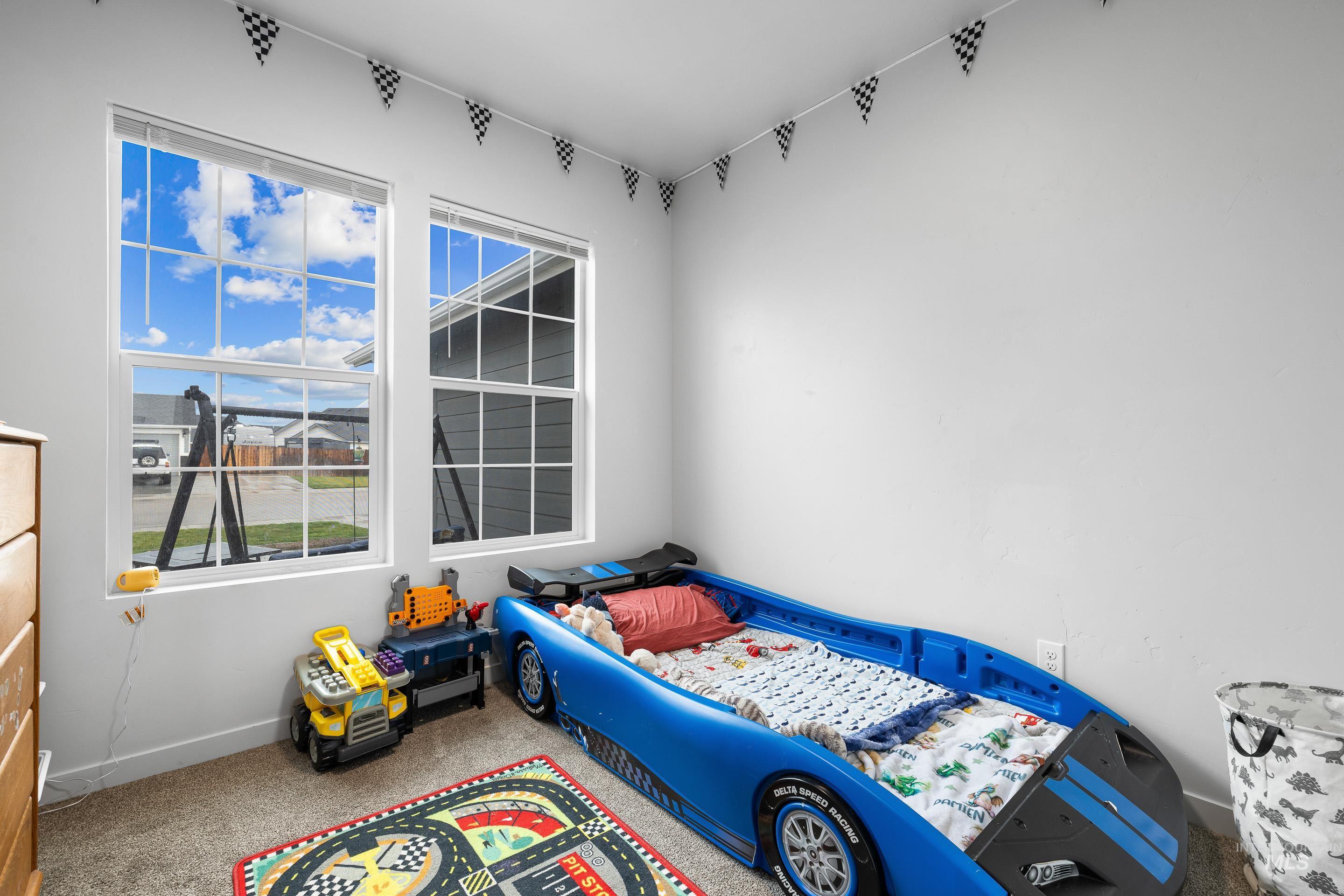 1655 SW Accipiter Pl, Mountain Home, Idaho 83647, 4 Bedrooms, 2 Bathrooms, Residential For Sale, Price $380,000,MLS 98980764