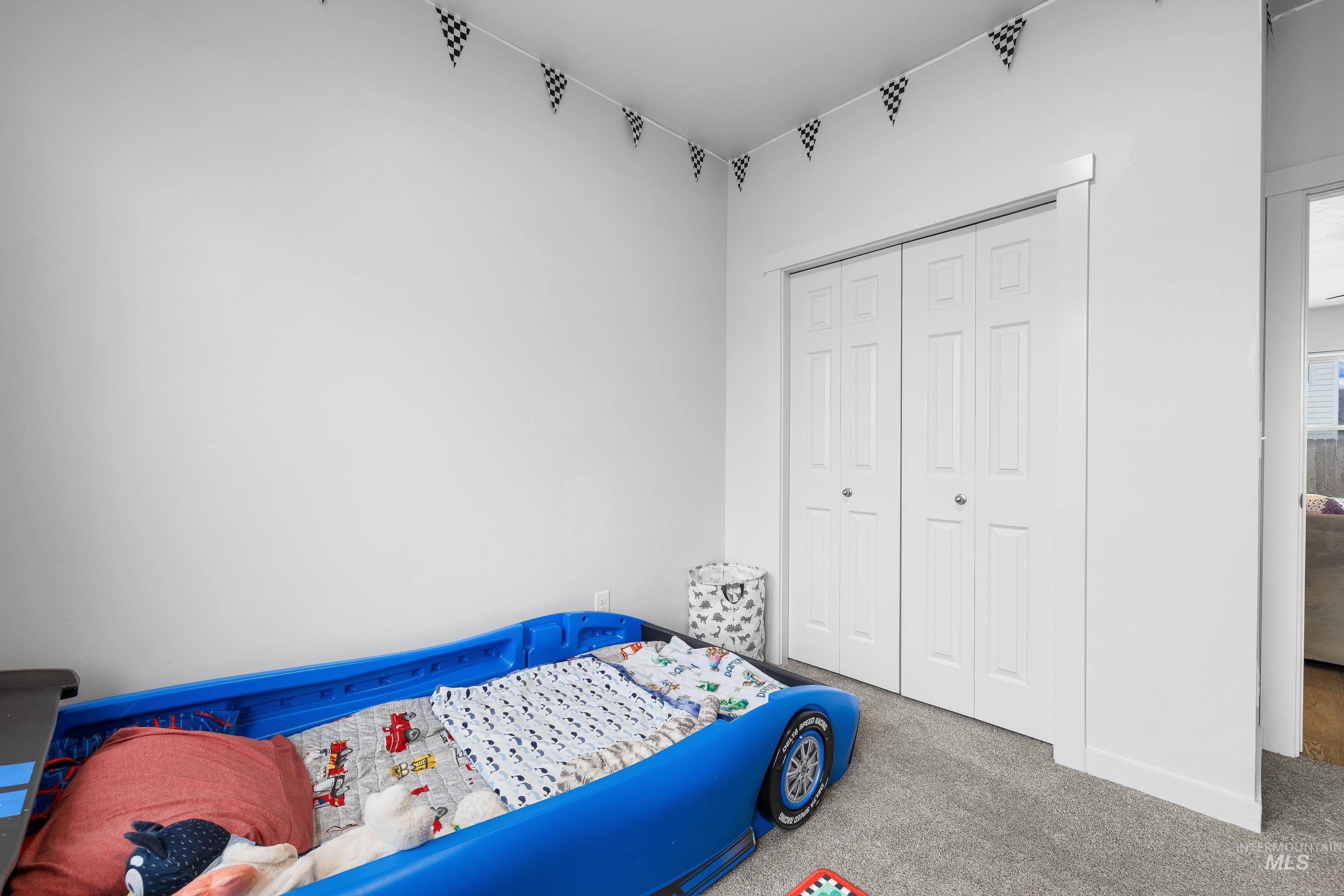 1655 SW Accipiter Pl, Mountain Home, Idaho 83647, 4 Bedrooms, 2 Bathrooms, Residential For Sale, Price $380,000,MLS 98980764