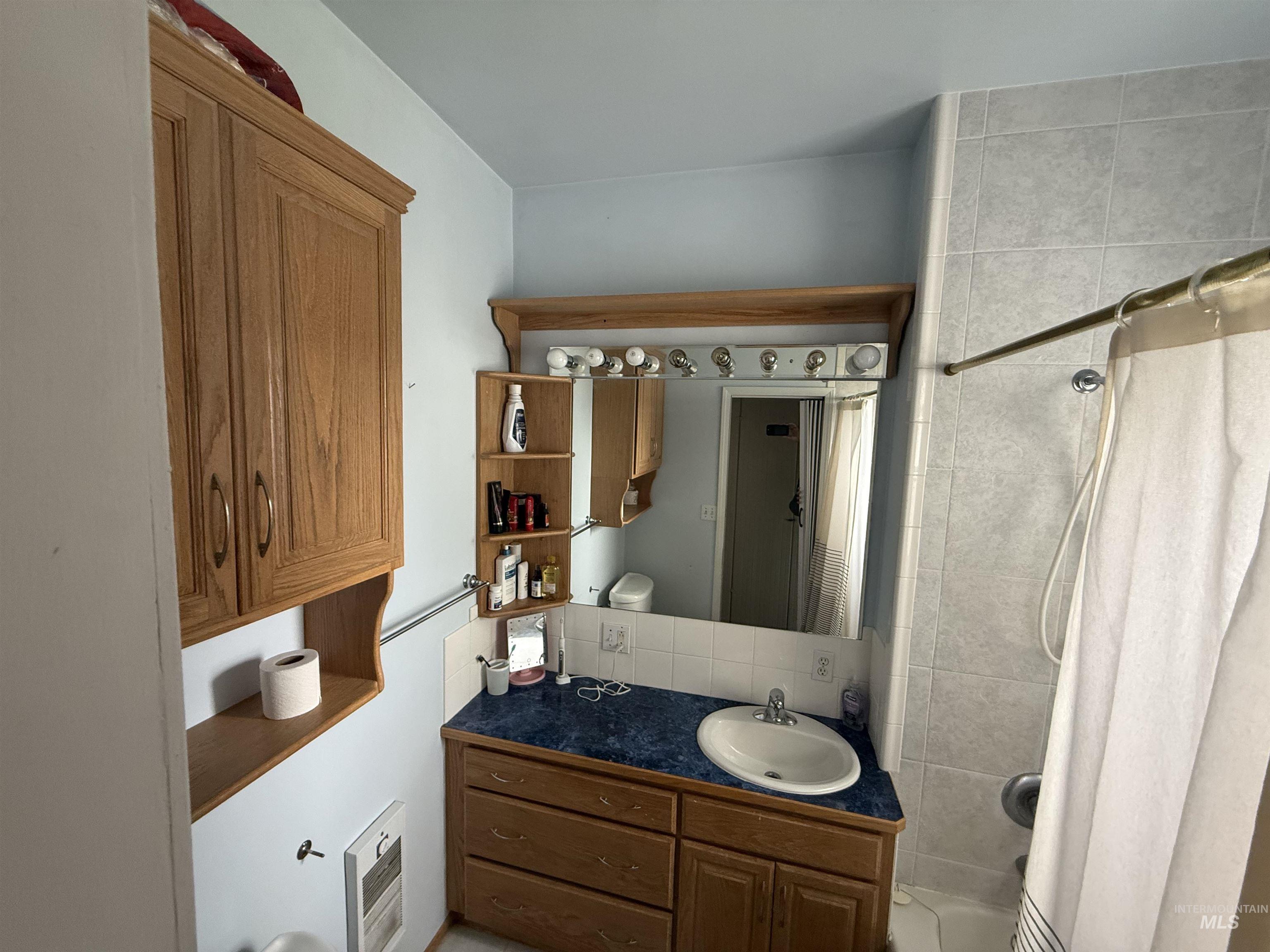 918 5th Street, Rupert, Idaho 83350, 2 Bedrooms, 1 Bathroom, Residential For Sale, Price $205,000, 98980765