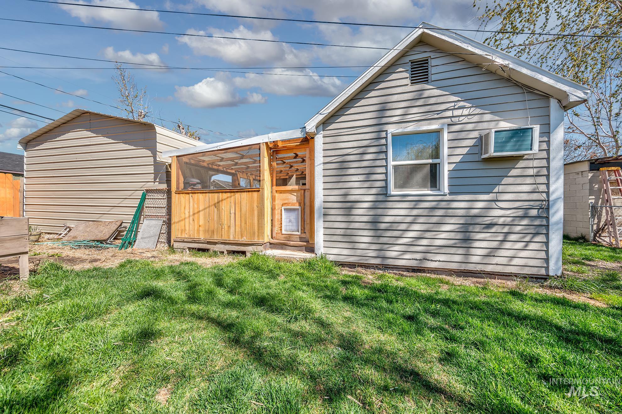 331 E 4th St, Weiser, Idaho 83672, 1 Bedroom, 1 Bathroom, Residential For Sale, Price $179,900, 98980768