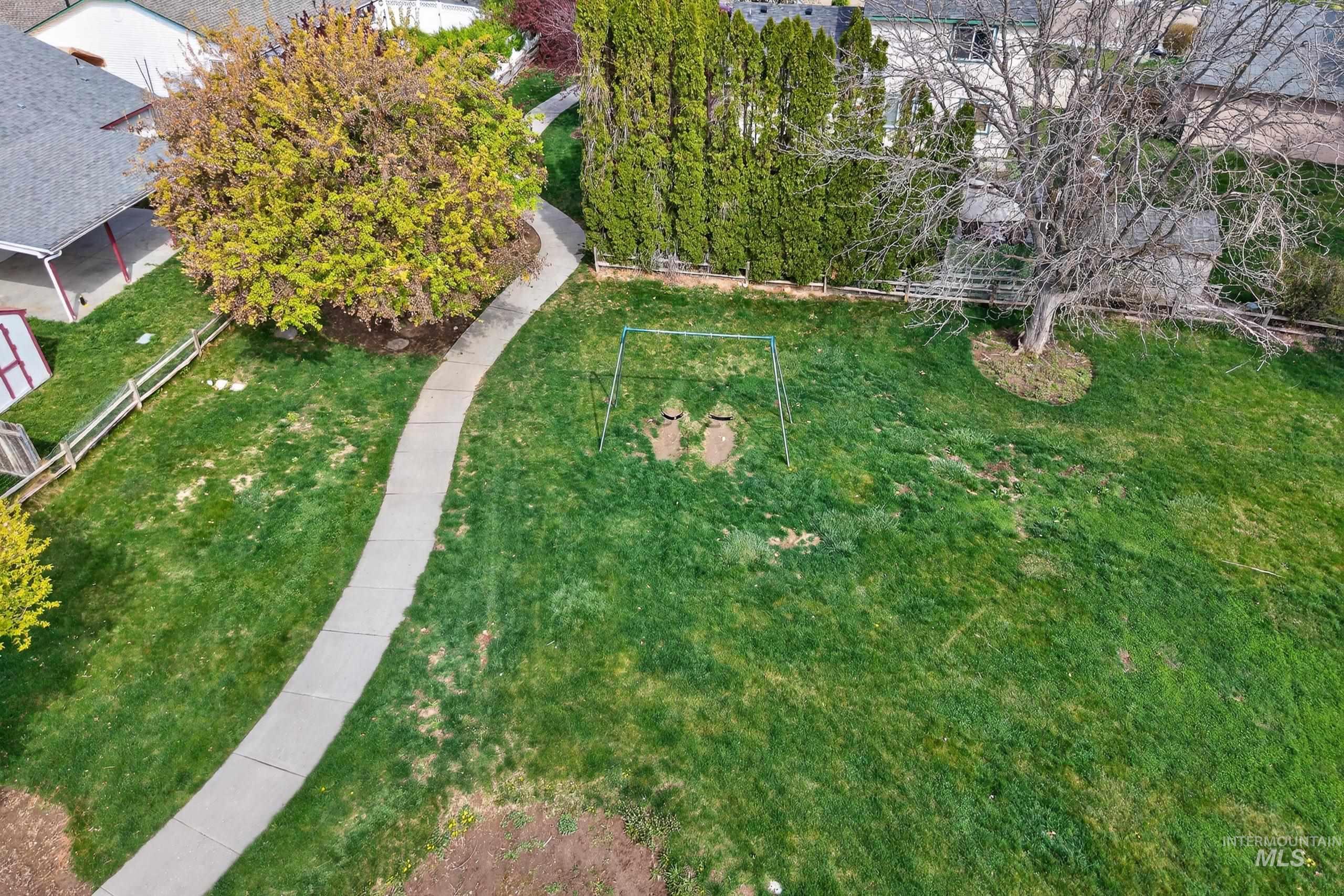 802 Bradford Ct., Caldwell, Idaho 83605, 5 Bedrooms, 2 Bathrooms, Residential For Sale, Price $339,900,MLS 98980772