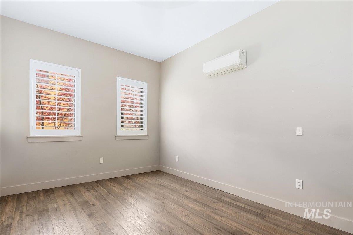 611 S 8th Street, Unit 111, Boise, Idaho 83702, 1 Bedroom, 1.5 Bathrooms, Residential For Sale, Price $585,000, 98980775