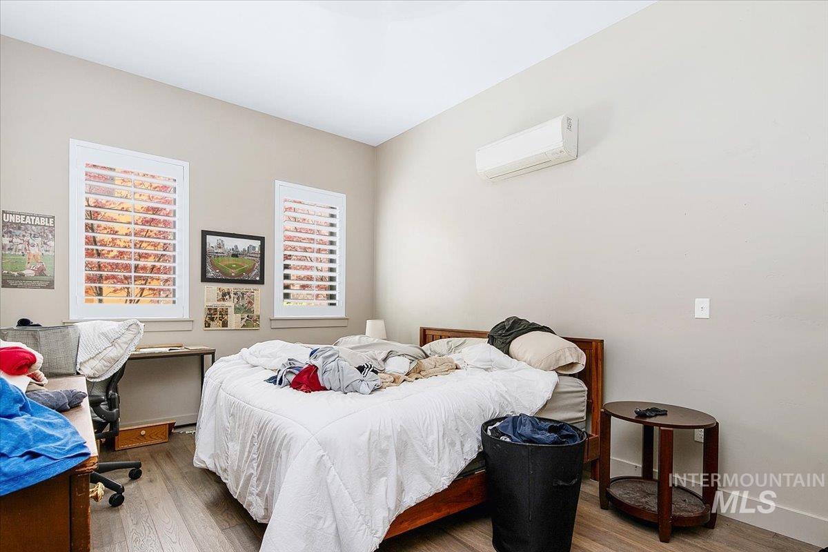 611 S 8th Street, Unit 11, Boise, Idaho 83702, 1 Bedroom, 1.5 Bathrooms, Residential For Sale, Price $585,000, 98980775