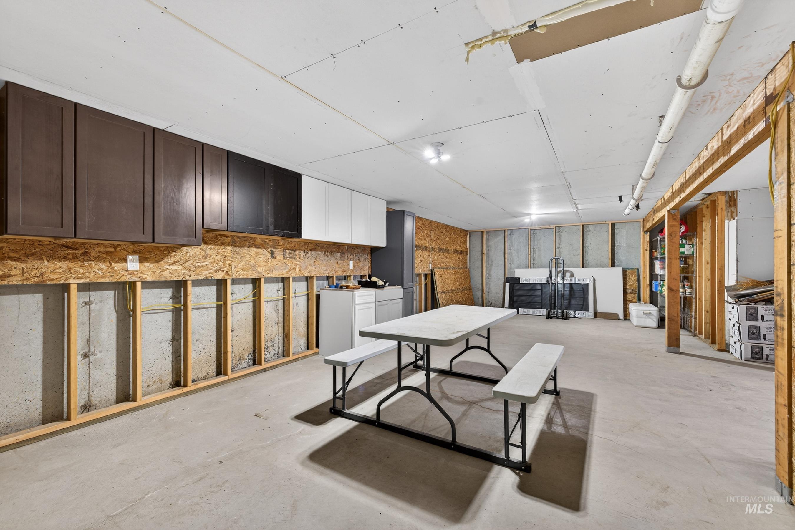 10191 Timberrim Drive, Cascade, Idaho 83611, 3 Bedrooms, 2 Bathrooms, Residential For Sale, Price $959,000, 98980776