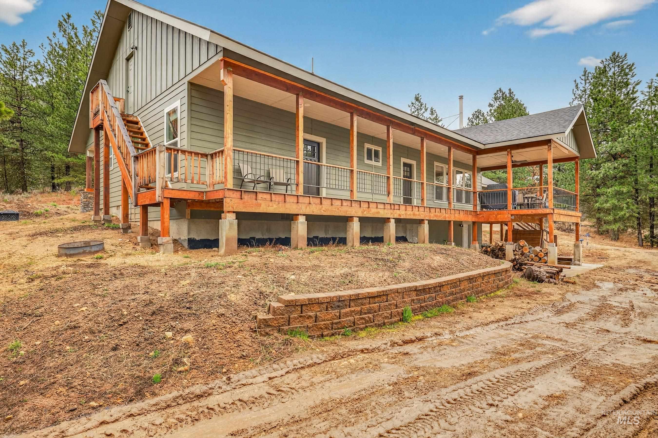 10191 Timberrim Drive, Cascade, Idaho 83611, 3 Bedrooms, 2 Bathrooms, Residential For Sale, Price $959,000, 98980776