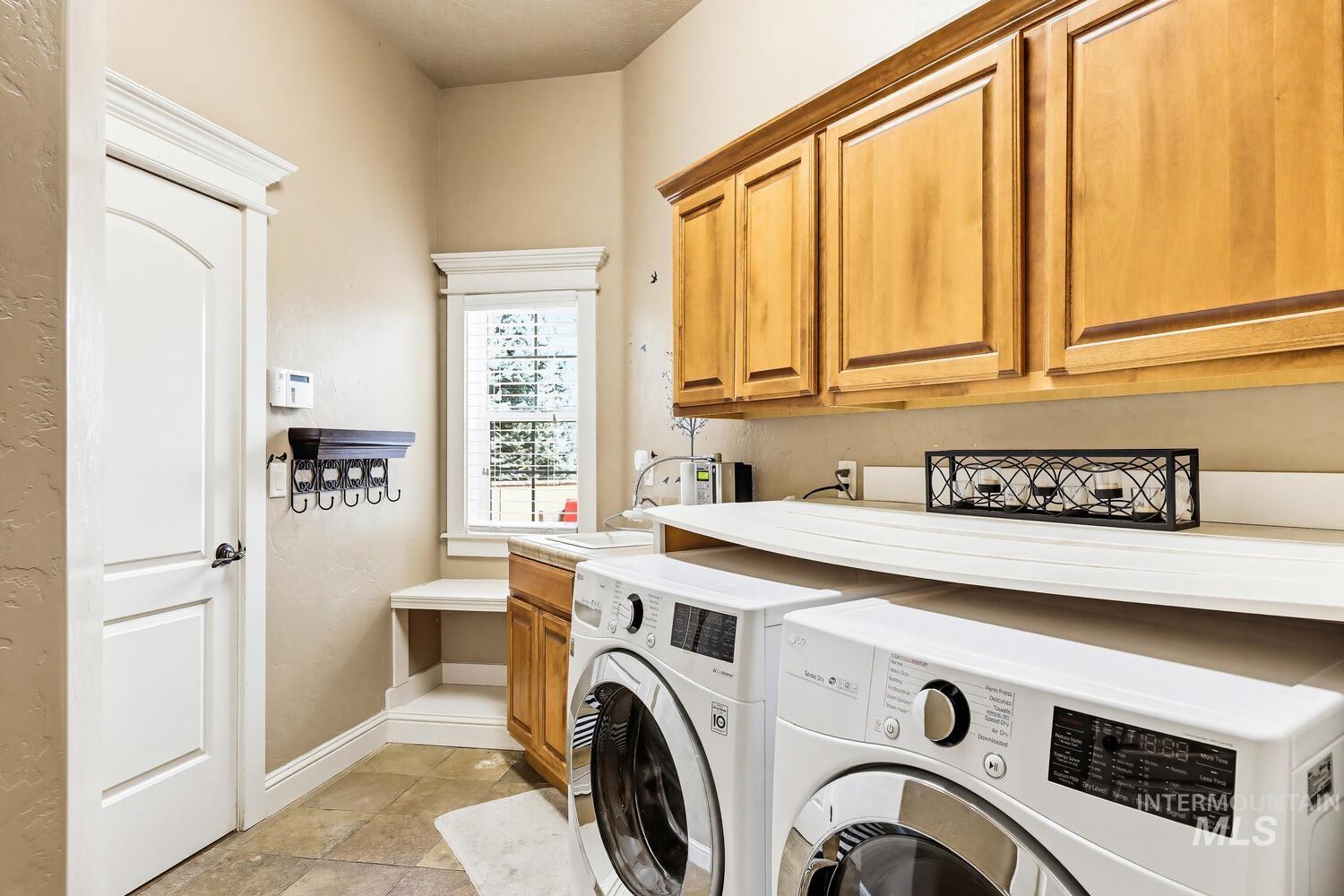 3595 W Sella Ct, Eagle, Idaho 83616, 4 Bedrooms, 4 Bathrooms, Residential For Sale, Price $1,499,945,MLS 98980782