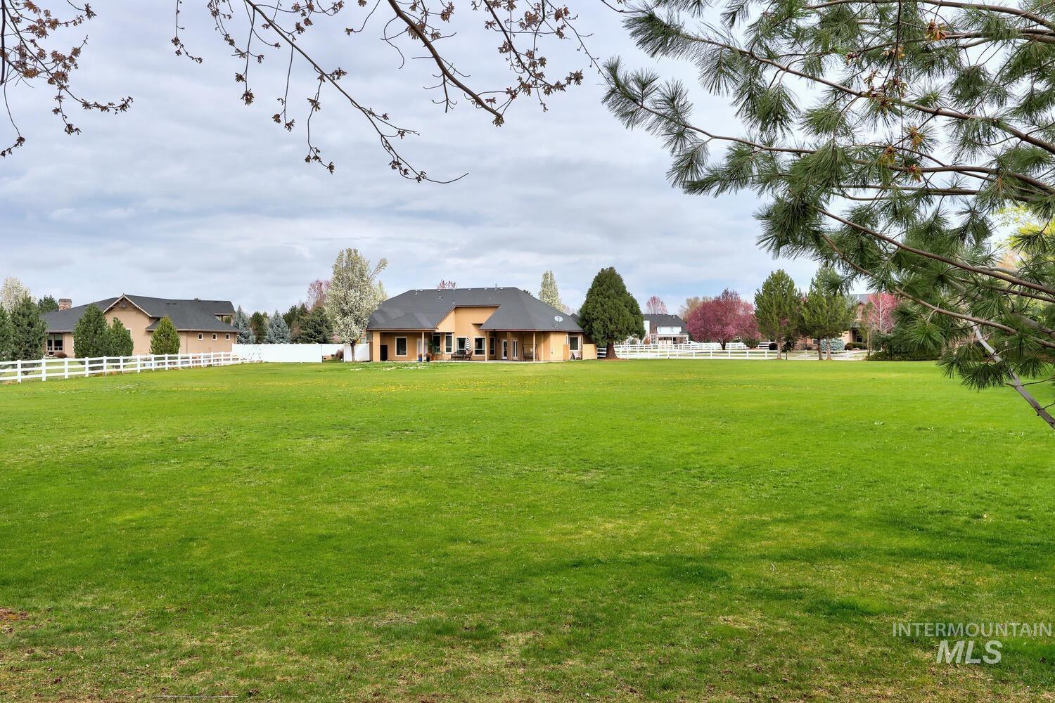 3595 W Sella Ct, Eagle, Idaho 83616, 4 Bedrooms, 4 Bathrooms, Residential For Sale, Price $1,499,945,MLS 98980782