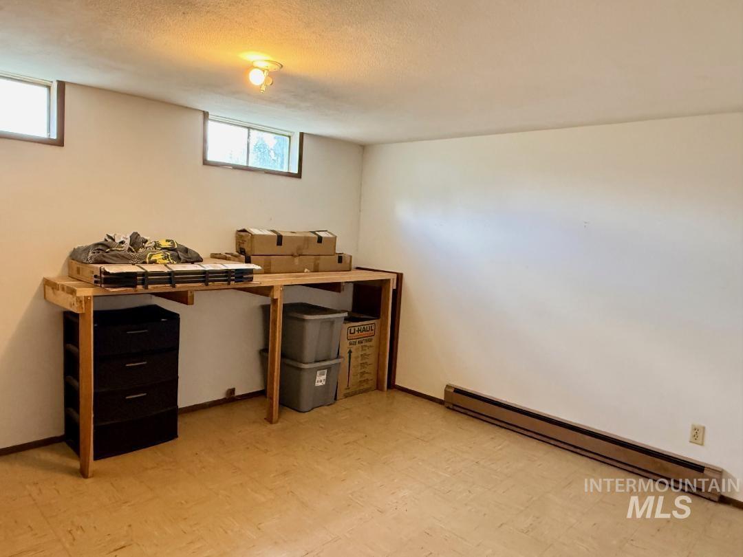 402 Cedar Dr, Pierce, Idaho 83546-5003, 3 Bedrooms, 2 Bathrooms, Residential For Sale, Price $250,000,MLS 98980783