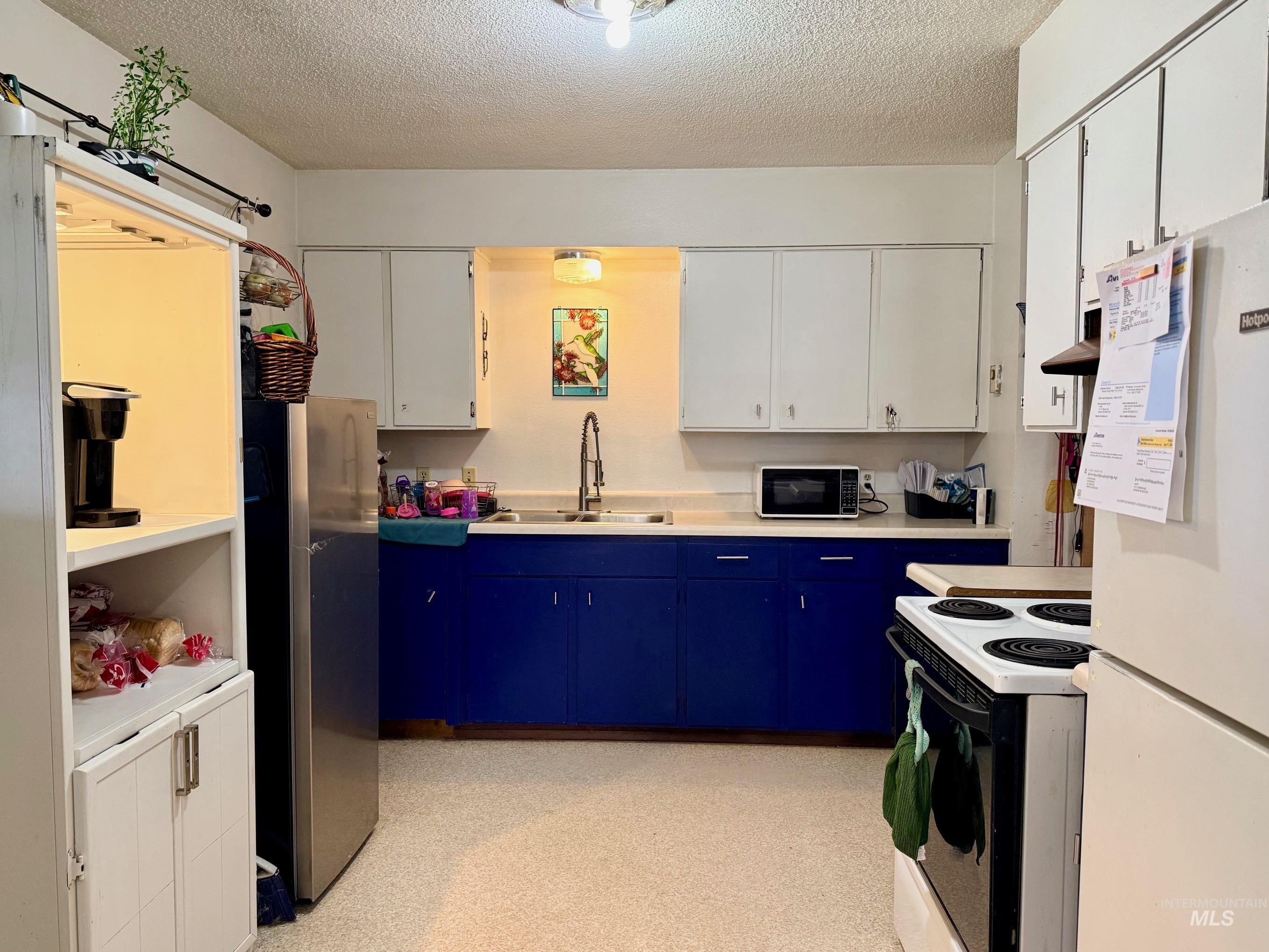 402 Cedar Dr, Pierce, Idaho 83546-5003, 3 Bedrooms, 2 Bathrooms, Residential For Sale, Price $250,000,MLS 98980783