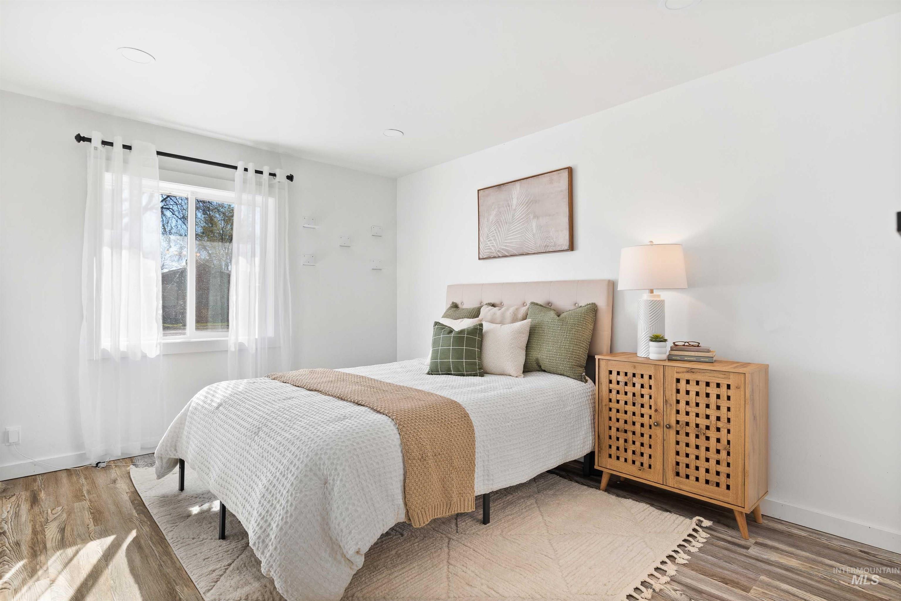 1201 California St, Gooding, Idaho 83330, 4 Bedrooms, 2 Bathrooms, Residential For Sale, Price $319,000, 98980784