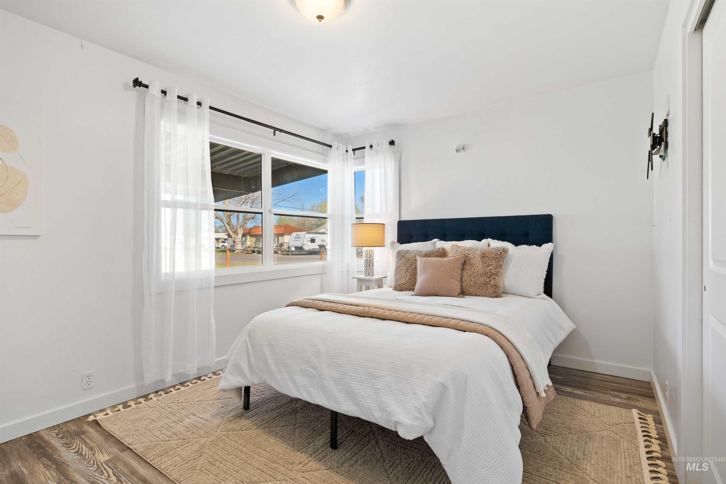 1201 California St, Gooding, Idaho 83330, 4 Bedrooms, 2 Bathrooms, Residential For Sale, Price $319,000, 98980784