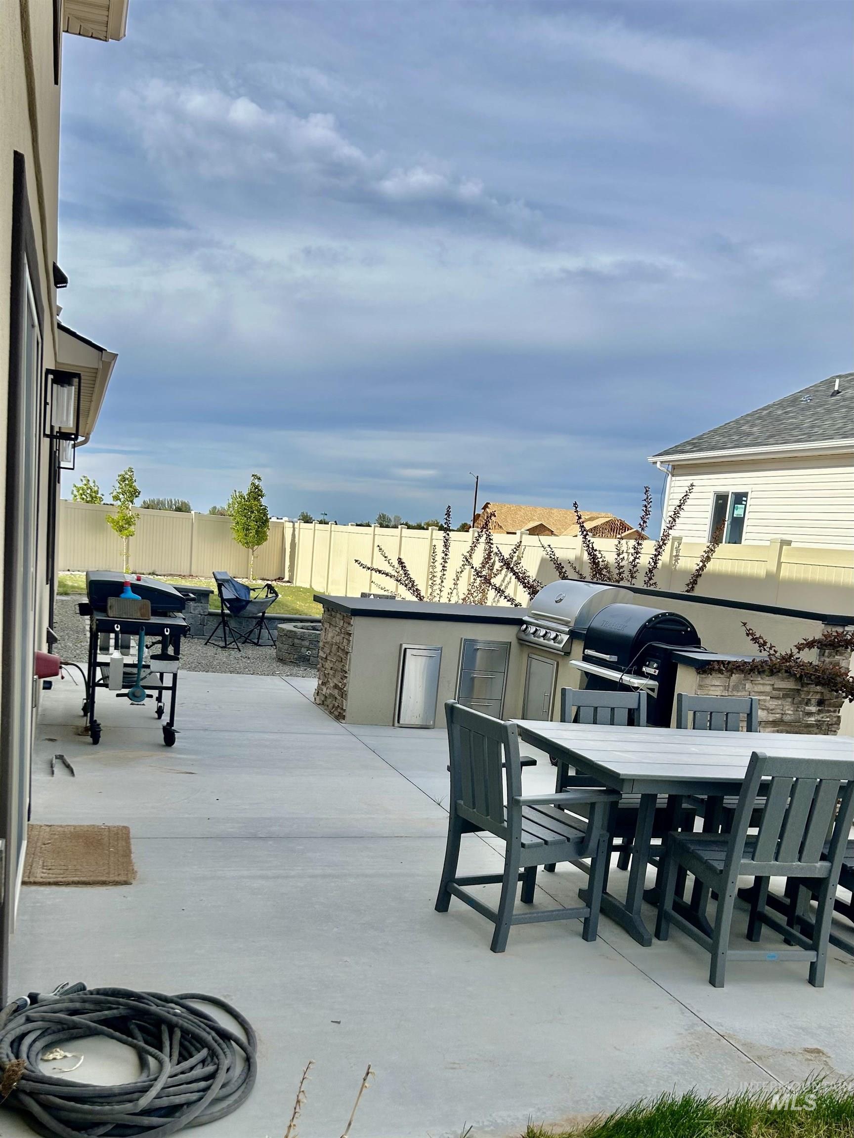 582 Pisces Ct., Twin Falls, Idaho 83301, 3 Bedrooms, 2.5 Bathrooms, Residential For Sale, Price $499,900, 98980785