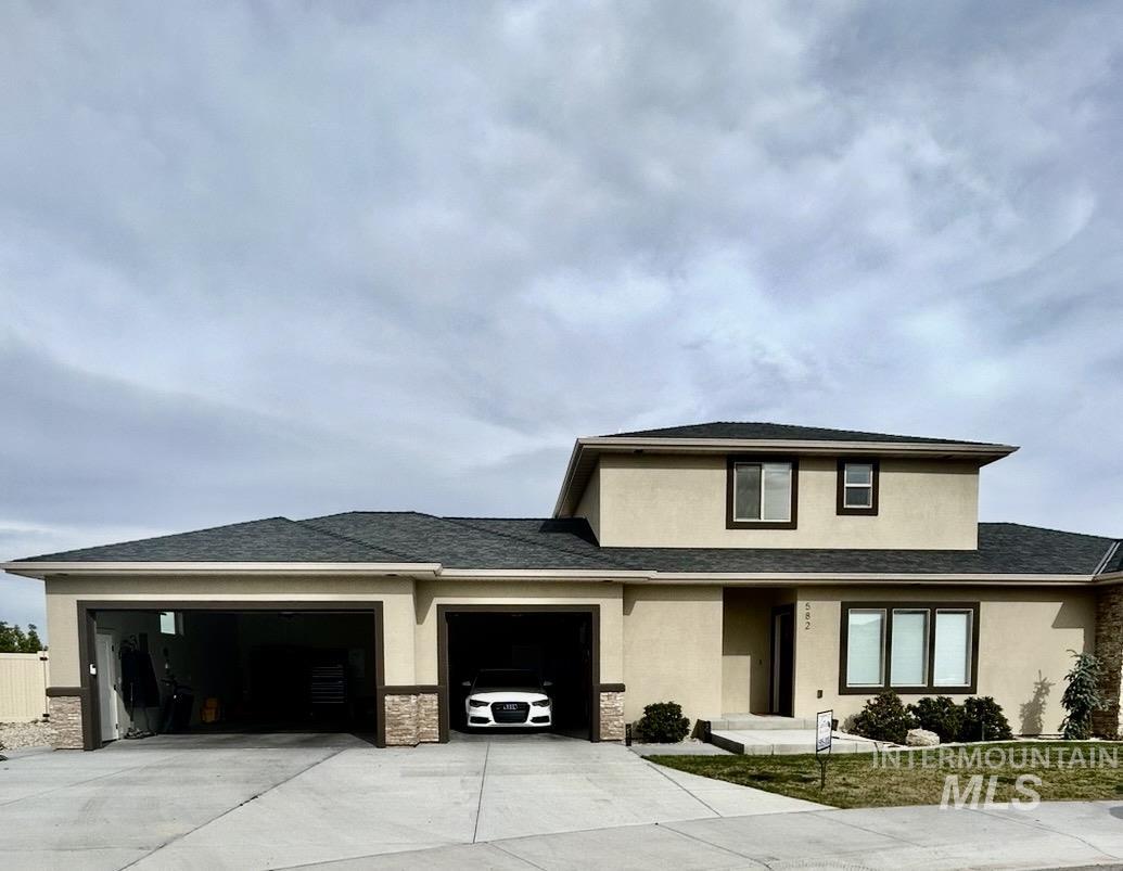 582 Pisces Ct., Twin Falls, Idaho 83301, 3 Bedrooms, 2.5 Bathrooms, Residential For Sale, Price $499,900, 98980785